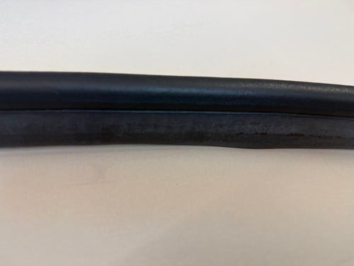 McLaren 540C 570S 570GT 600LT 2016-2021 RH Right Door Weatherstrip Seal Gasket OEM