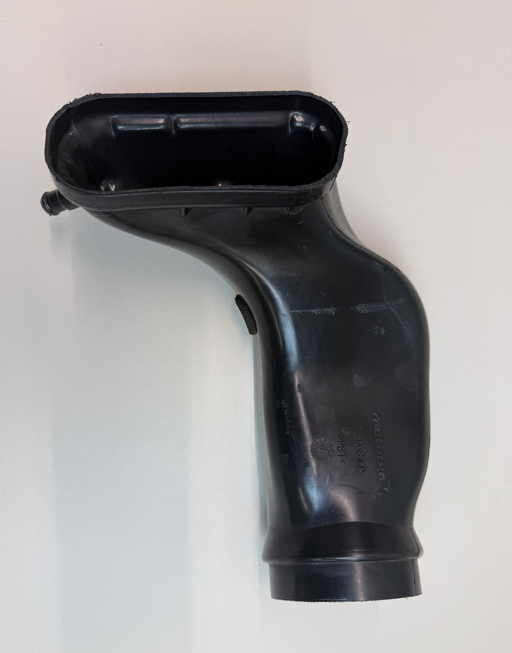 McLaren 540C 570S 570GT 600LT 2016-2021 LH Left Rear Air Intake Duct Pipe OEM 13F0681CP