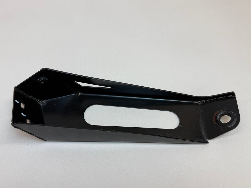 McLaren 540C 570S 570GT 600LT 2016-2021 LH Left Rear Lower Radiator Support Bracket OEM 11L0371CP