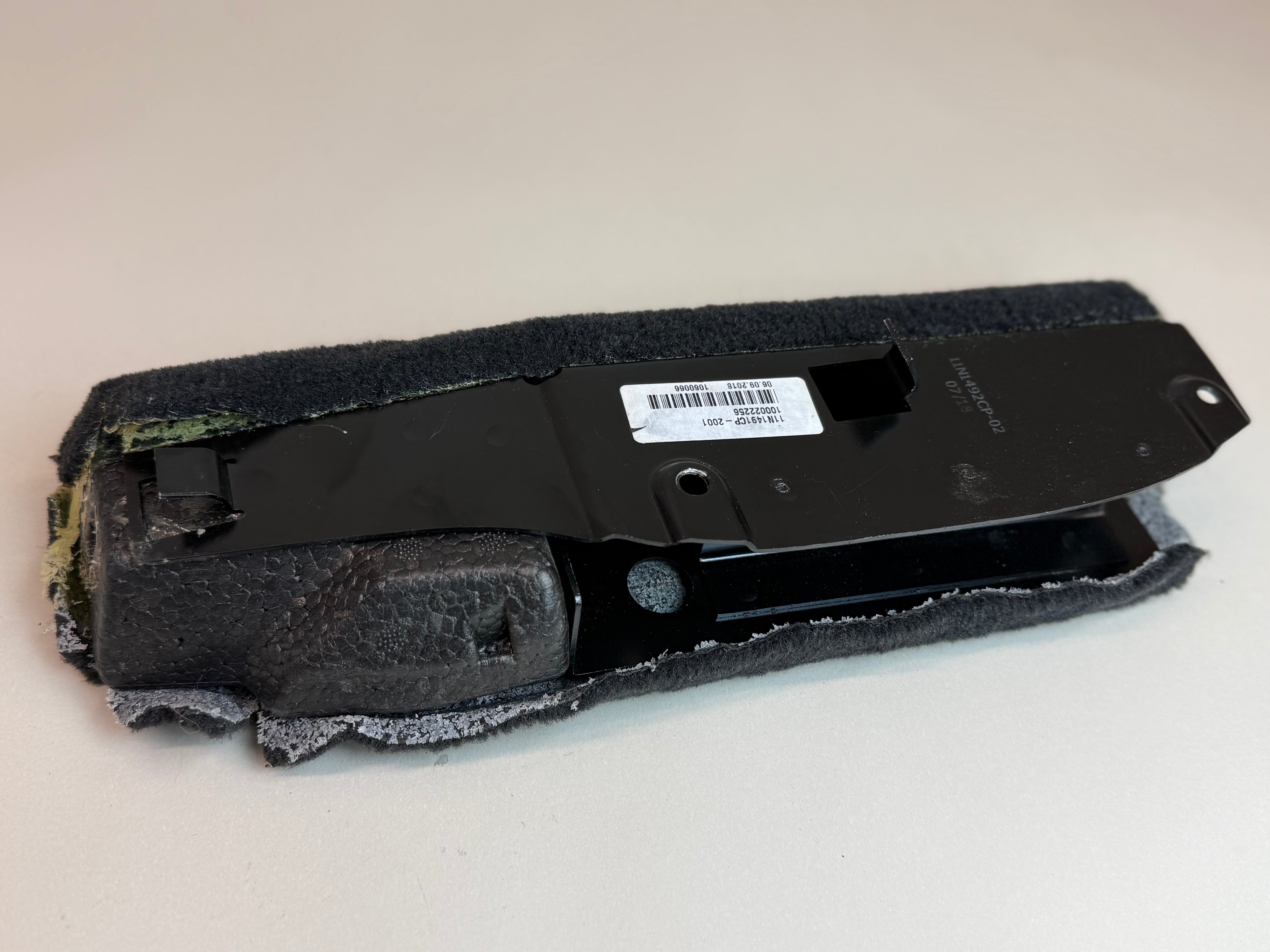 McLaren 540C 570S 570GT 600LT 2016-2021 LH Left Dead Pedal Foot Rest Trim OEM 11N1492CP