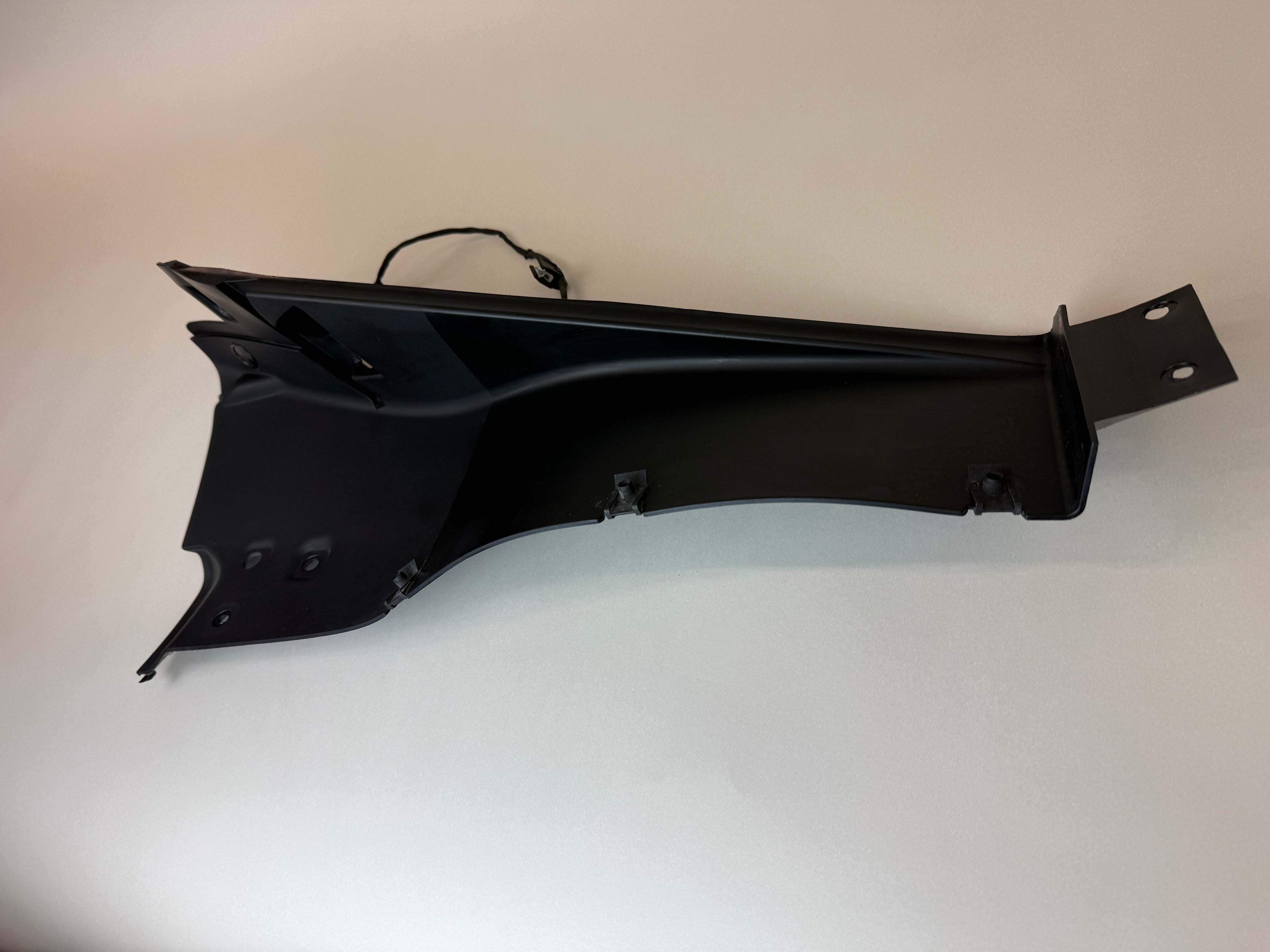 McLaren 540C 570S 570GT 600LT 2016-2021 RH Right Quarter Panel Cover Trim OEM 13AA328CP