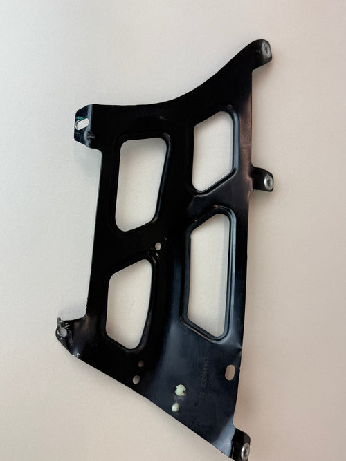 McLaren 540C 570S 570GT 600LT 2016-2021 LH Left Front Fender Bracket OEM 13A4962CP