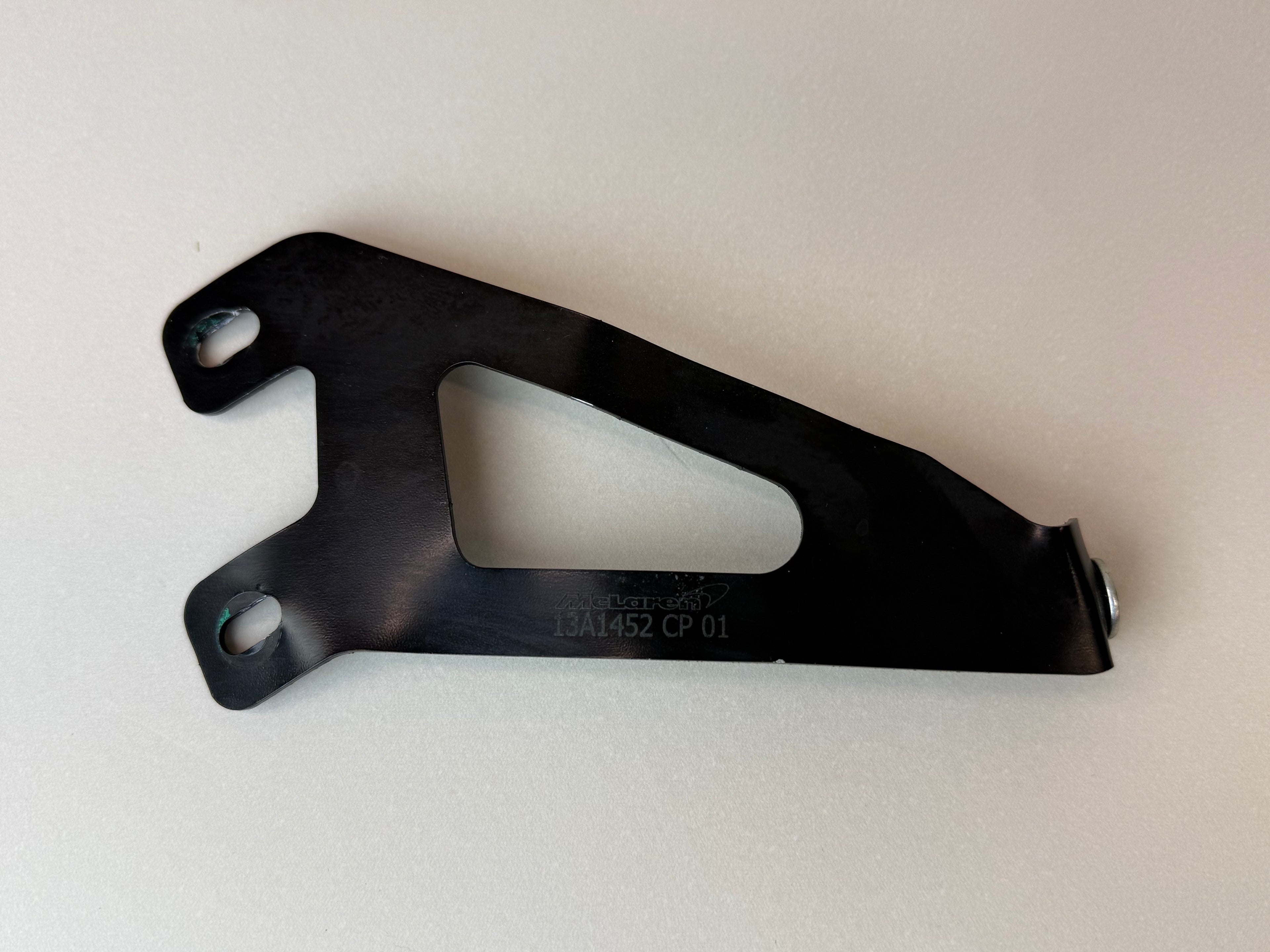 McLaren 540C 570S 570GT 600LT 2016-2021 LH Left Front Fender Support Bracket OEM 13A1452CP