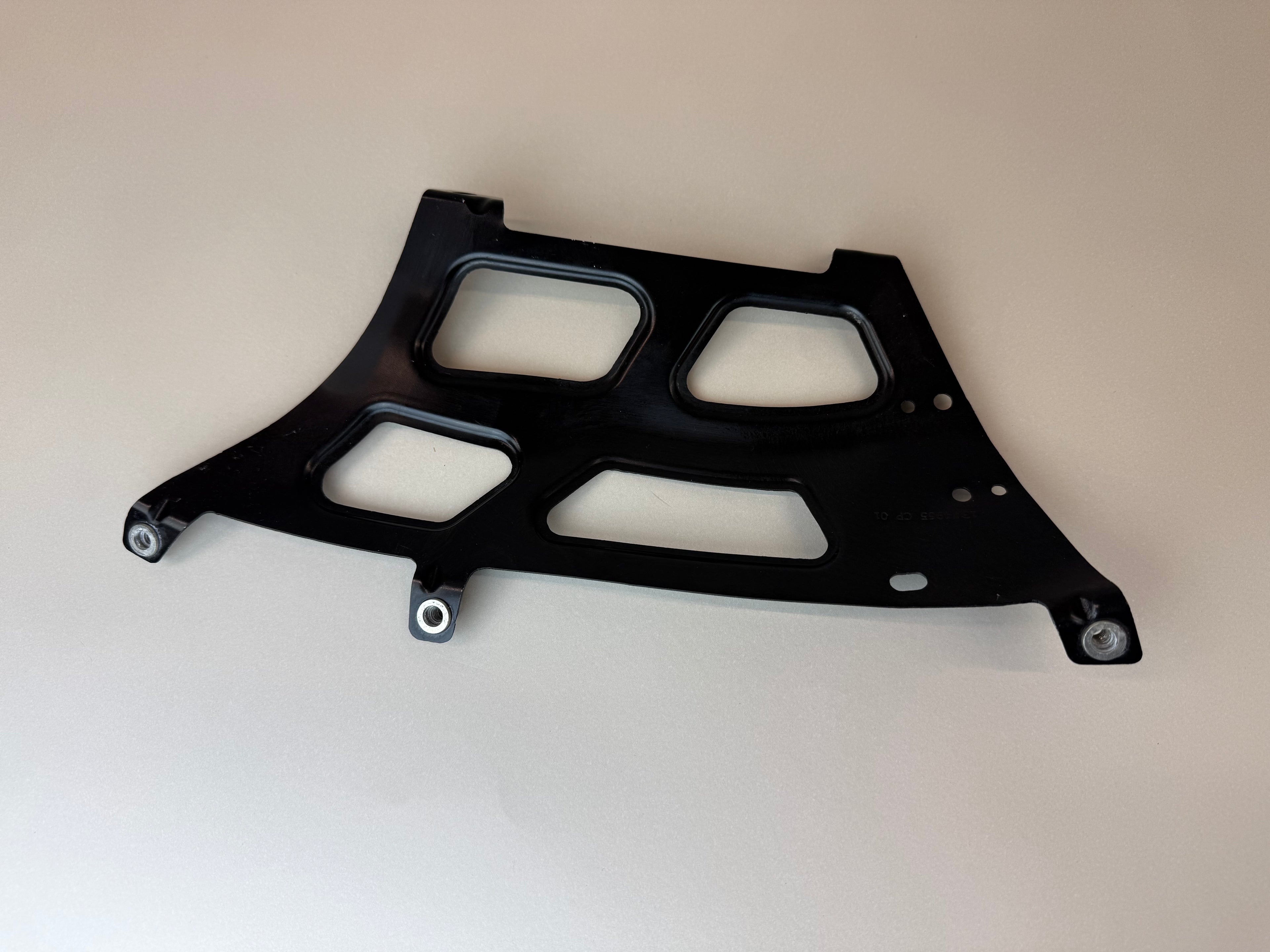 McLaren 540C 570S 570GT 600LT 2016-2021 RH Right Front Fender Bracket OEM 13A4965CP