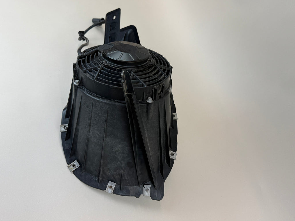 McLaren 540C 570S 570GT 600LT 2016-2021 RH Right Rear Radiator Cooling Fan Shroud Assembly OEM 13L0194CP