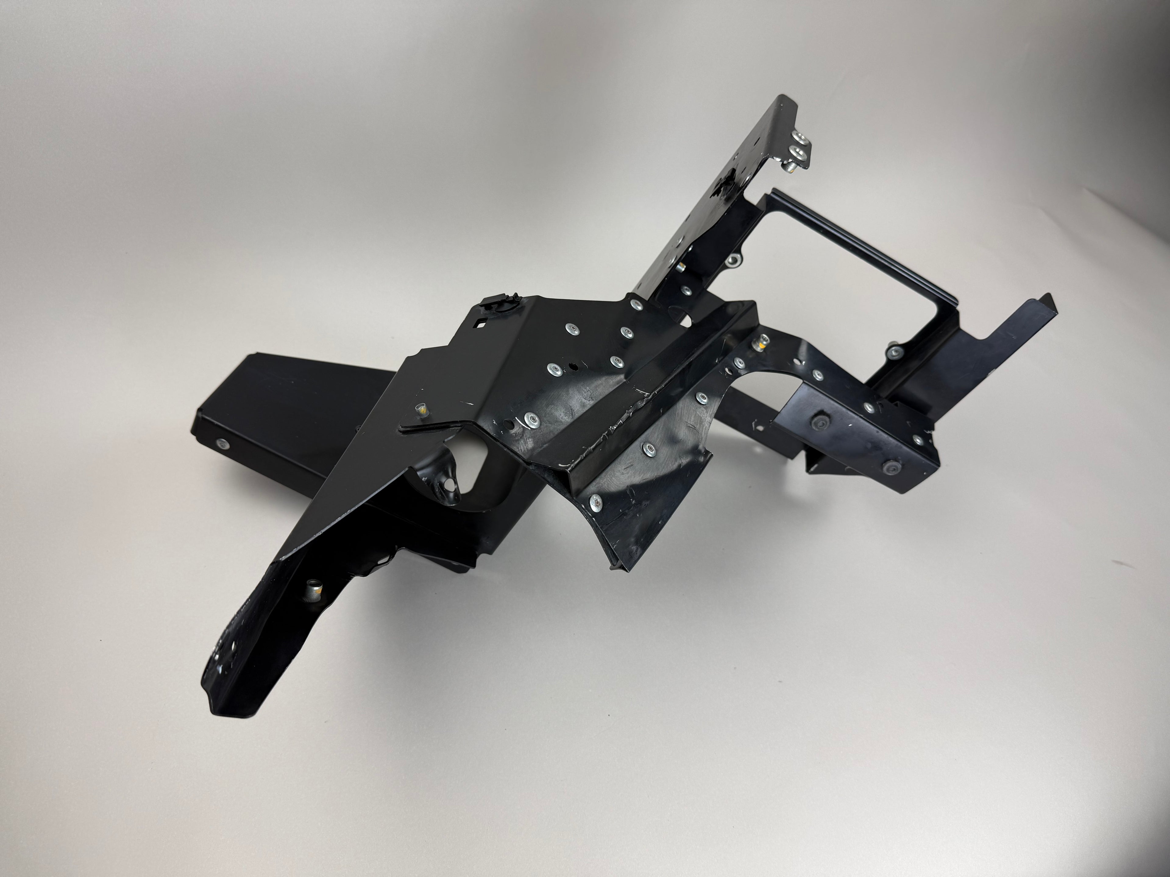 McLaren 570S 540C 570GT 600LT Rear Quarter Support Bracket OEM 13AA763CP