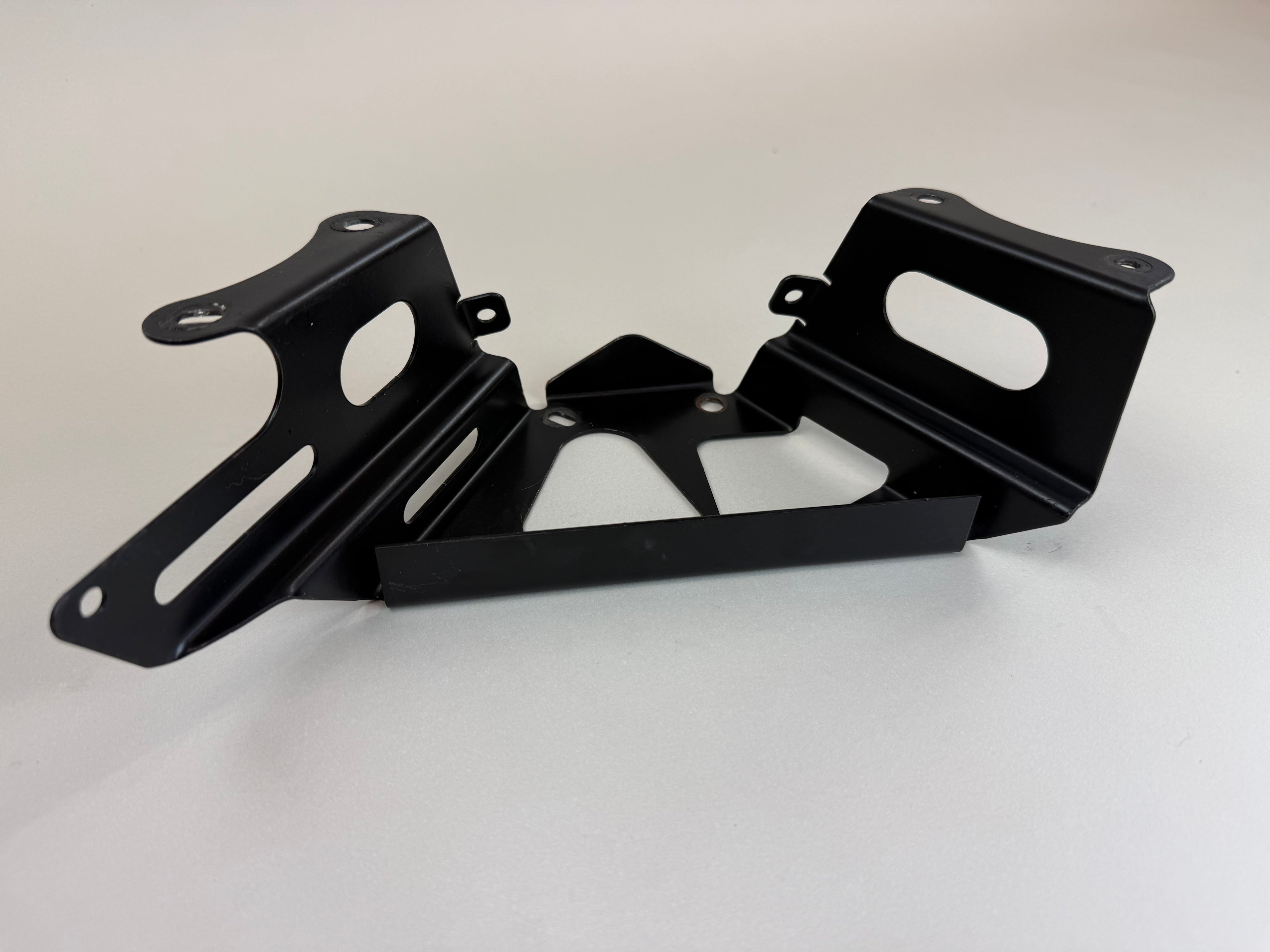 McLaren 570S 540C 570GT 600LT Coolant Expansion Tank Reservoir Bracket OEM 13L0074CP