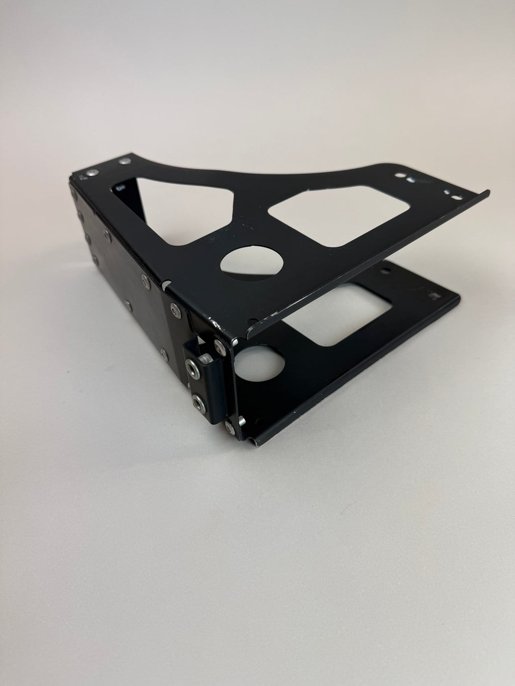 McLaren 570S 540C 570GT 600LT LH Left RH Right Rear Support Mounting Bracket OEM 13AA020CP