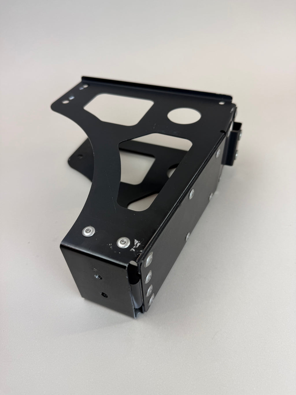 McLaren 570S 540C 570GT 600LT LH Left RH Right Rear Support Mounting Bracket OEM 13AA020CP