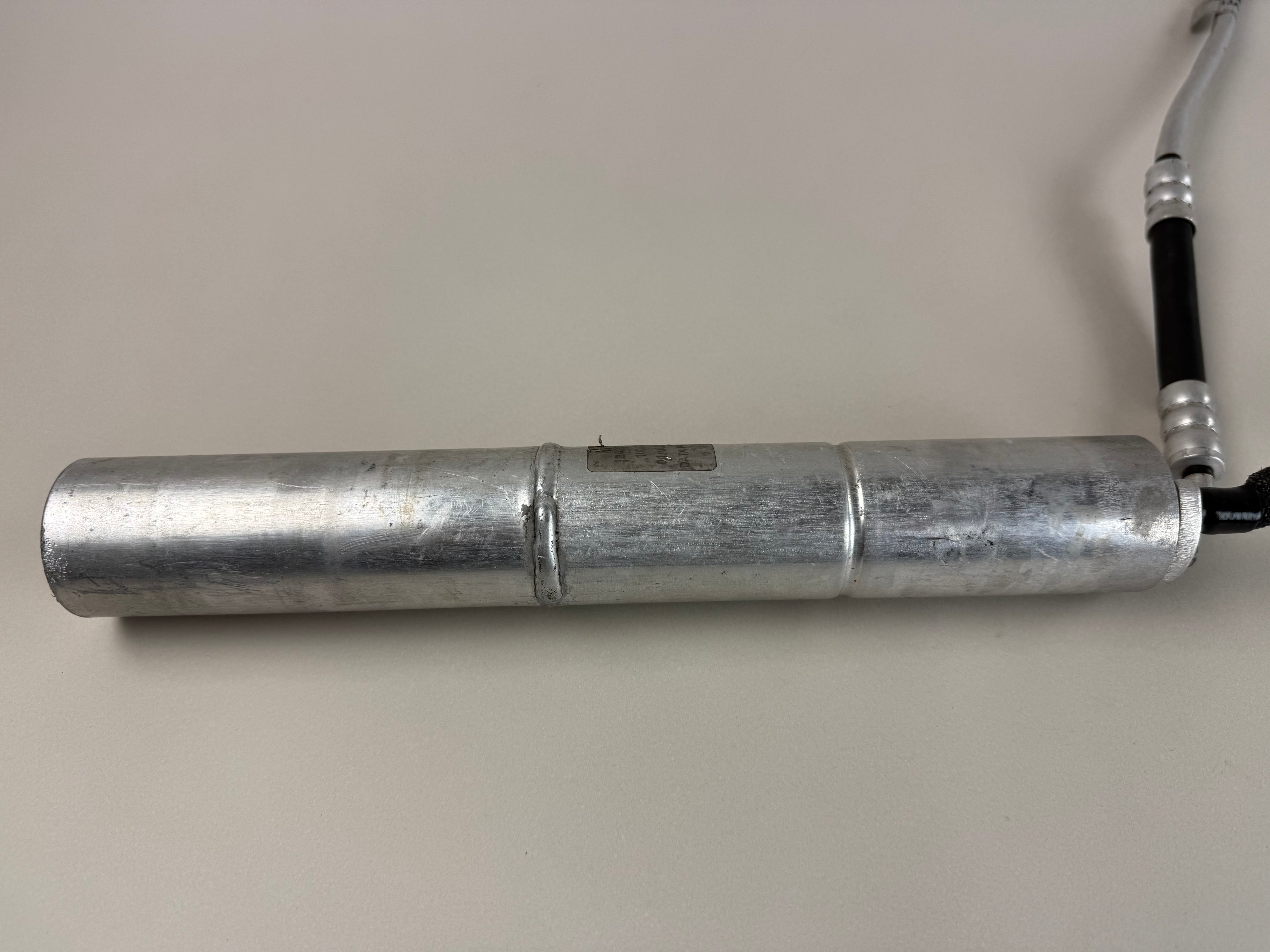 McLaren 570S 540C 570GT 600LT A/C Receiver Drier Assembly OEM 13A4103CP 13A410CP 12A2757CP