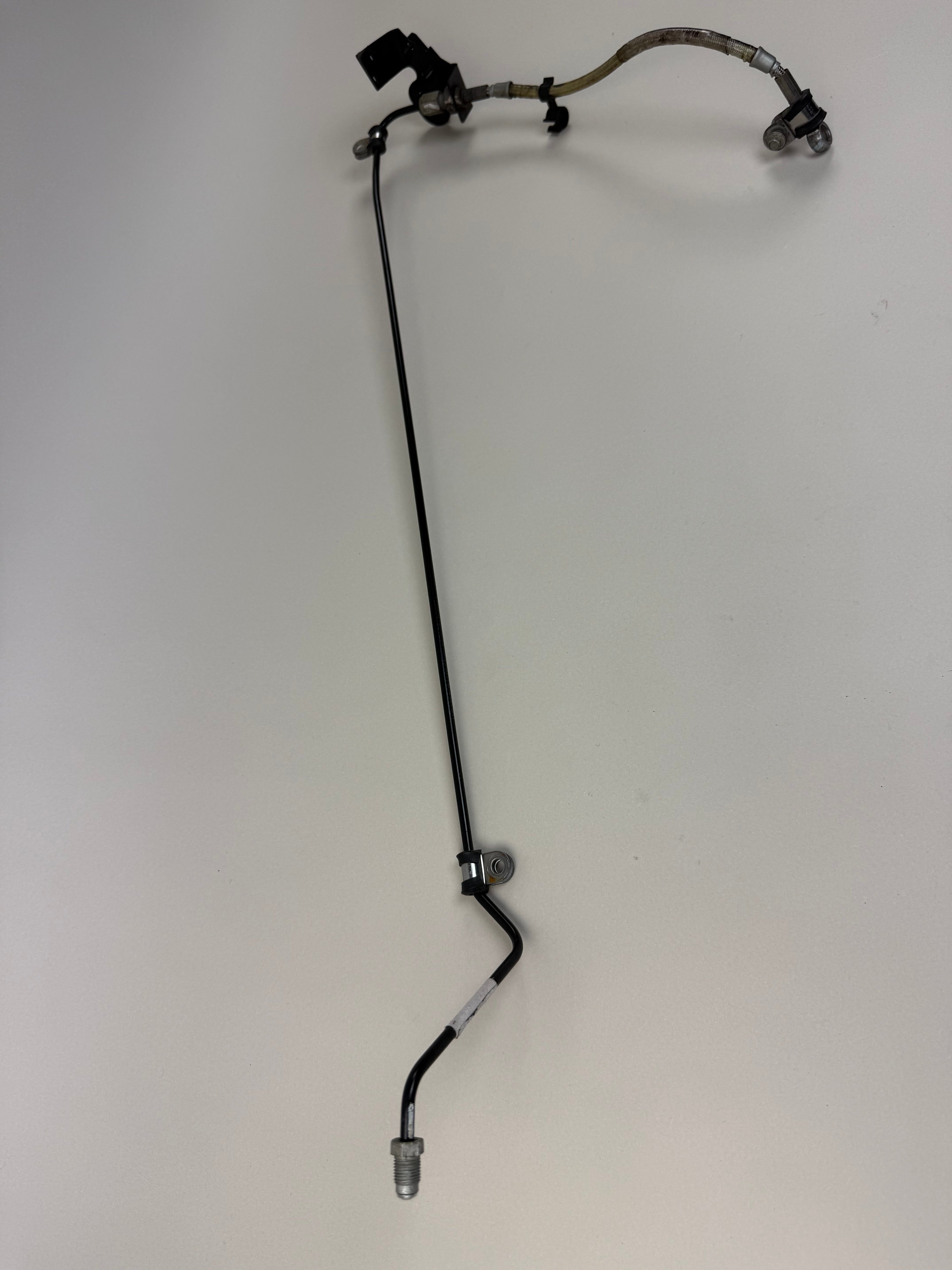 McLaren 570S 540C 570GT 600LT A/C Refrigerant Hose Line OEM 13A4880CP