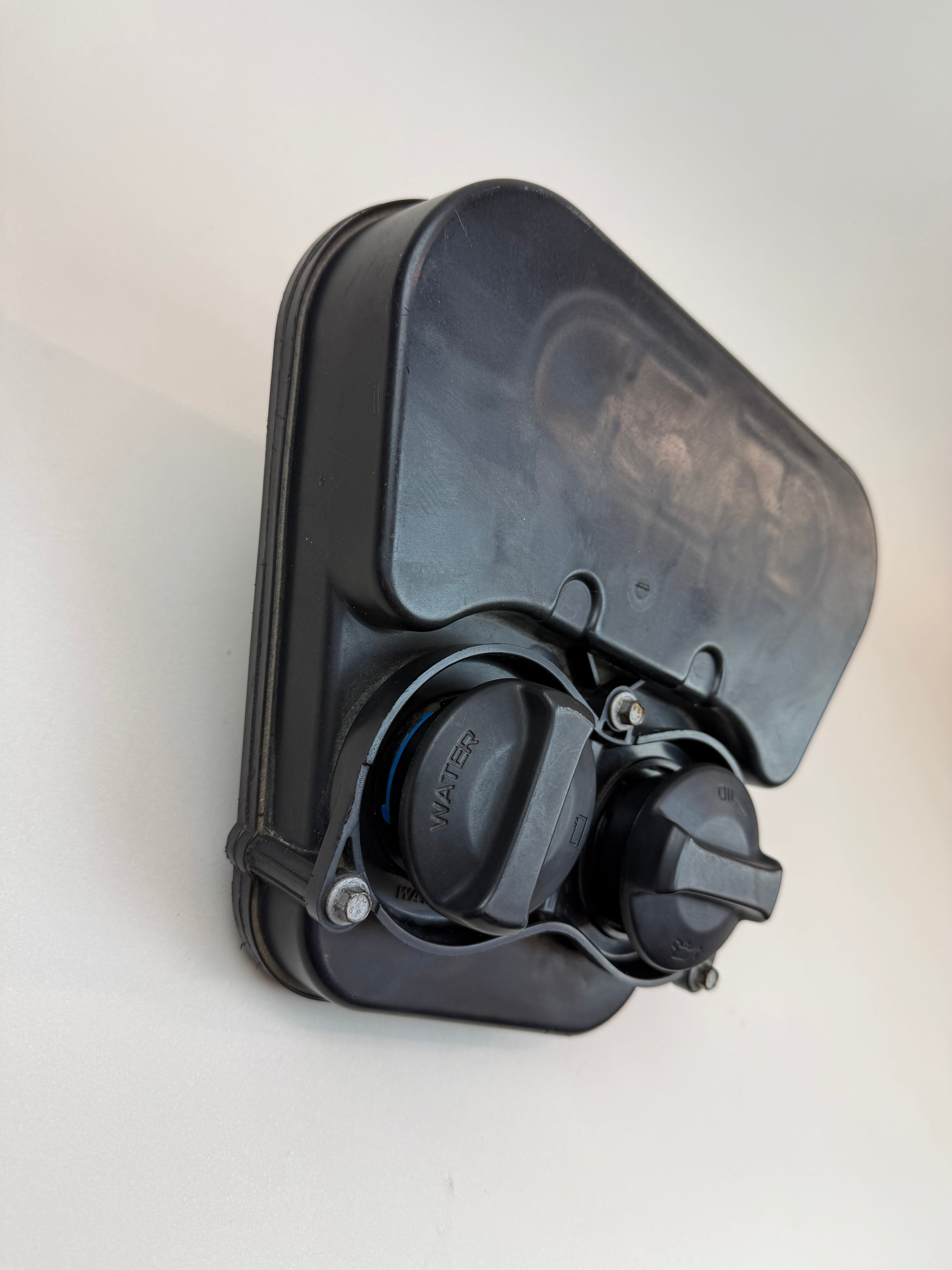 McLaren 570S 540C 570GT 600LT Coolant Expansion Tank & Power Steering Reservoir Cover OEM 13LA002CP