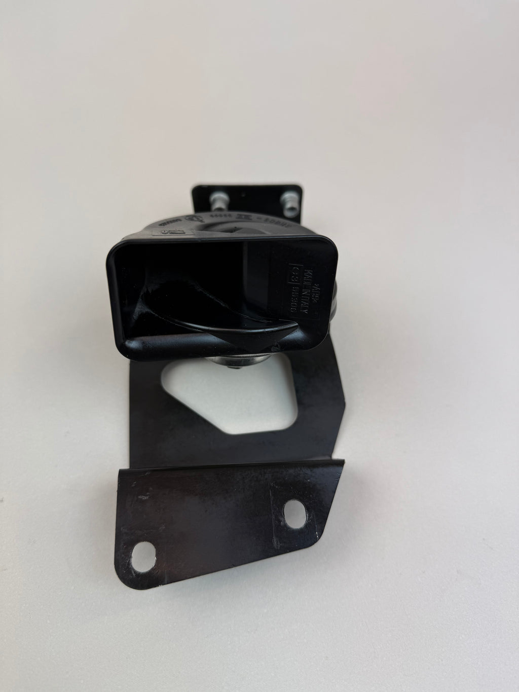 McLaren 570S 540C 570GT 600LT RH Right Horn Assembly w/ Mounting Bracket OEM 13A5742CP