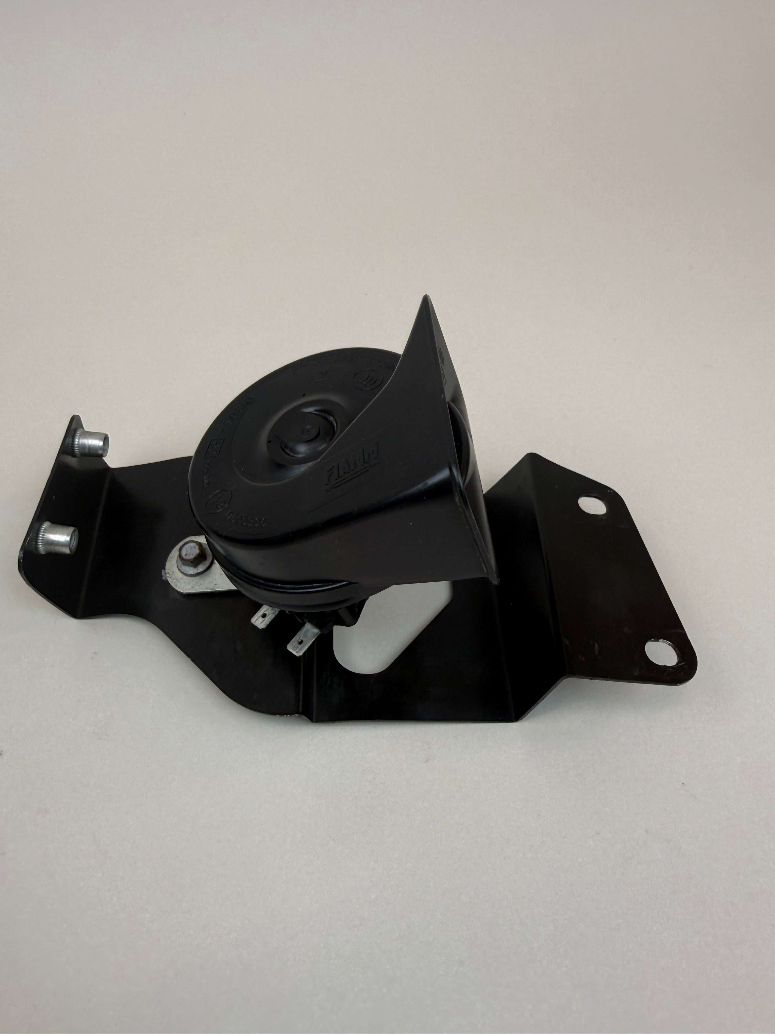 McLaren 570S 540C 570GT 600LT RH Right Horn Assembly w/ Mounting Bracket OEM 13A5742CP