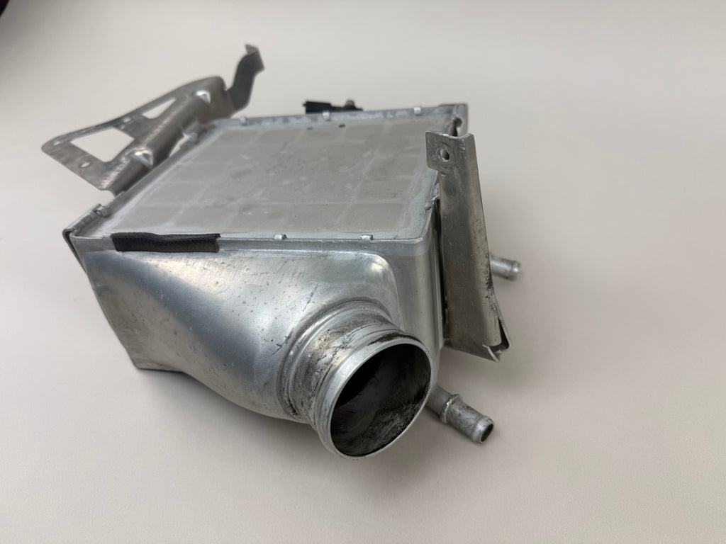 McLaren 570S 540C 570GT 600LT RH Right Intercooler Assembly OEM 13F0303CP