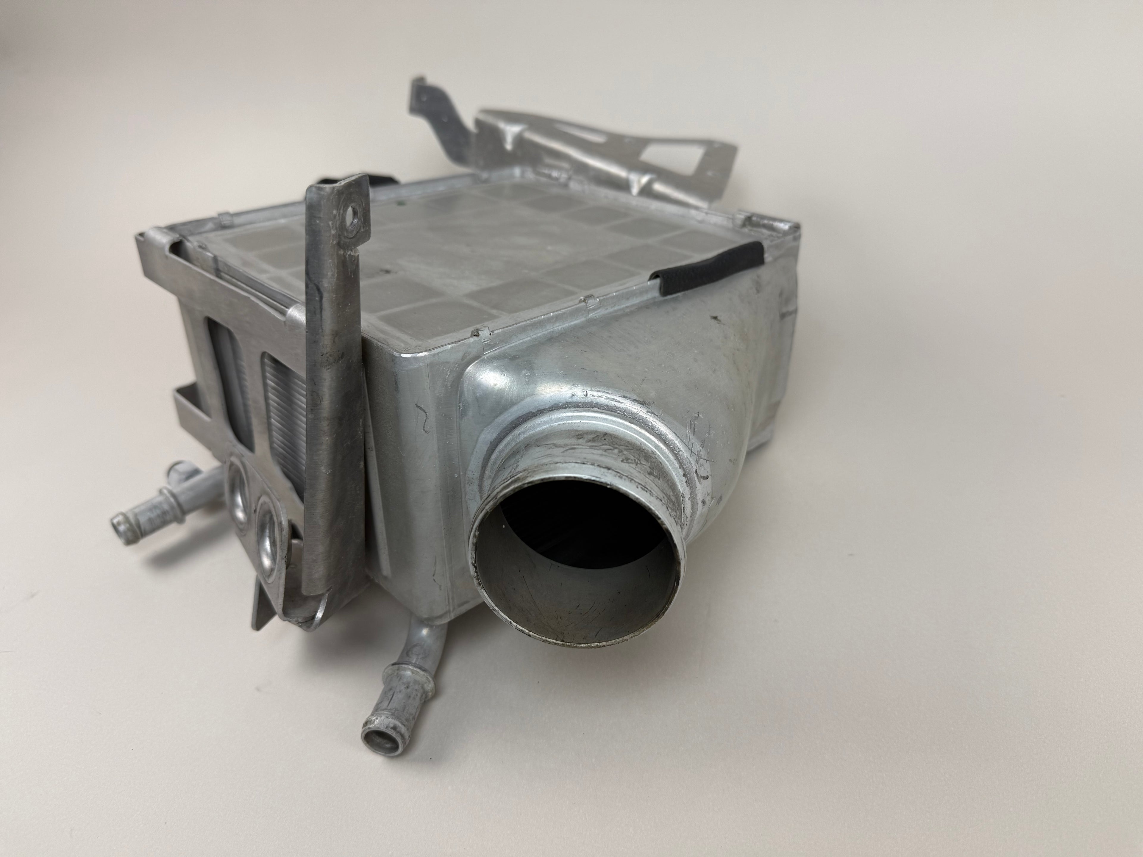 McLaren 570S 540C 570GT 600LT LH Left Intercooler Assembly OEM 13F0302CP