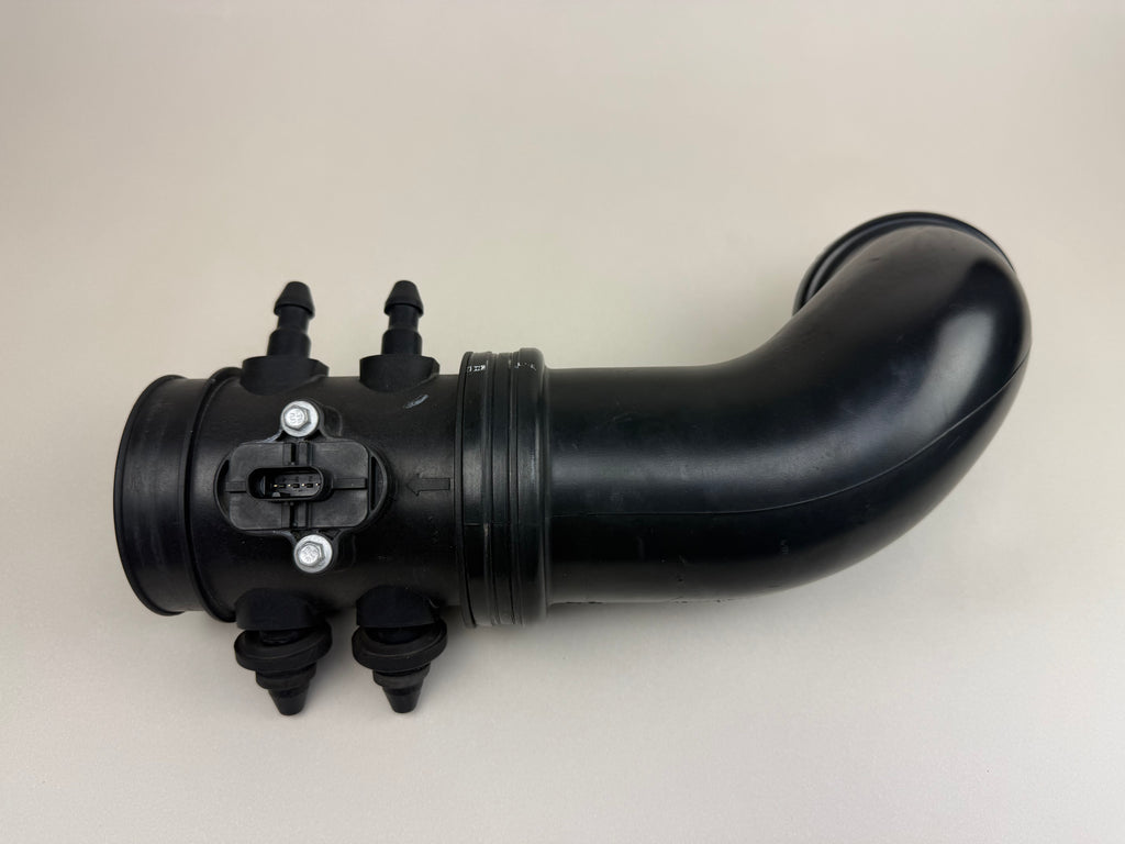 McLaren 570S 540C 570GT 600LT RH Right Rear Air Intake Pipe OEM 11F0246CP 11F0944CP