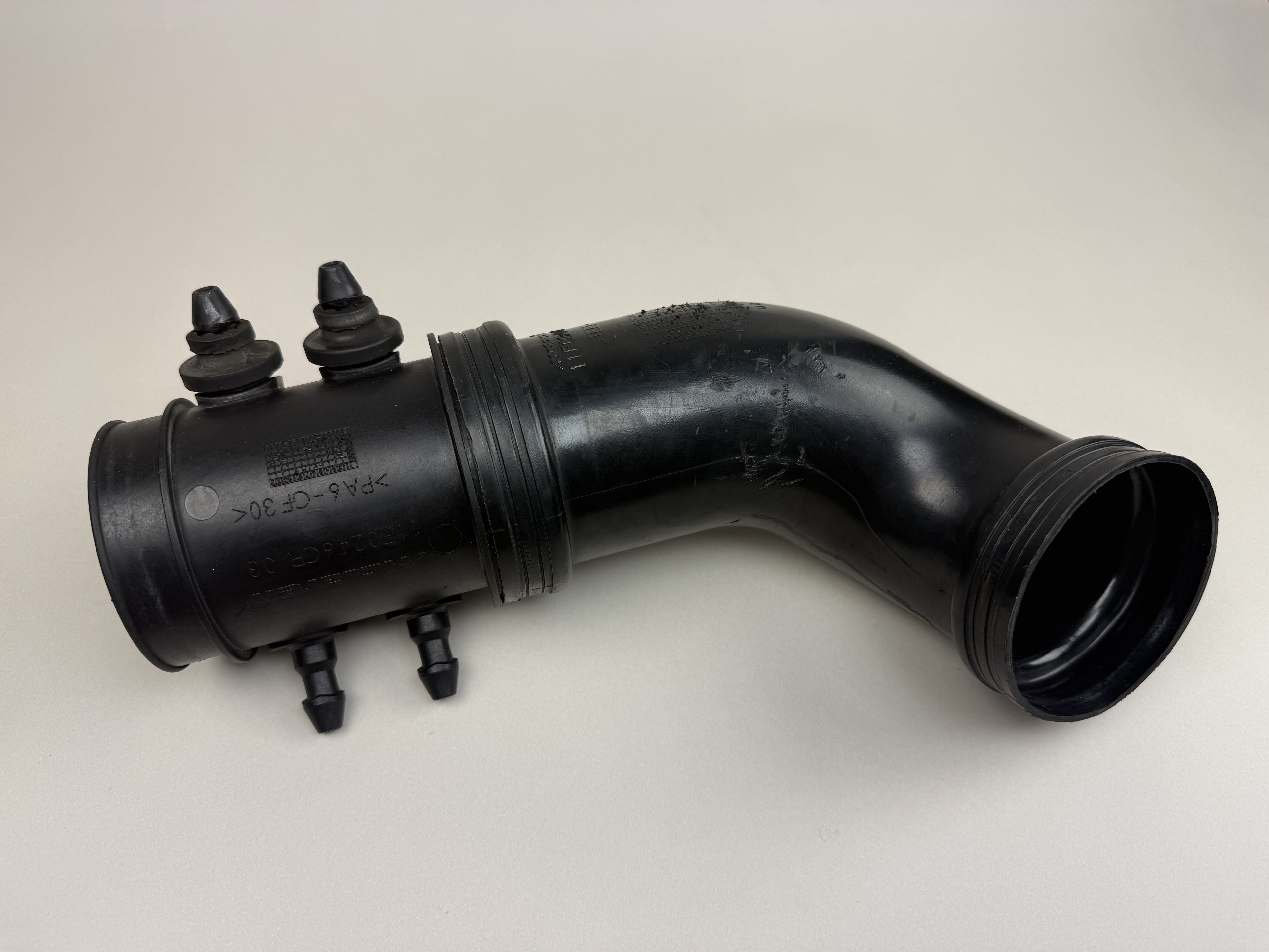 McLaren 570S 540C 570GT 600LT RH Right Rear Air Intake Pipe OEM 11F0246CP 11F0944CP