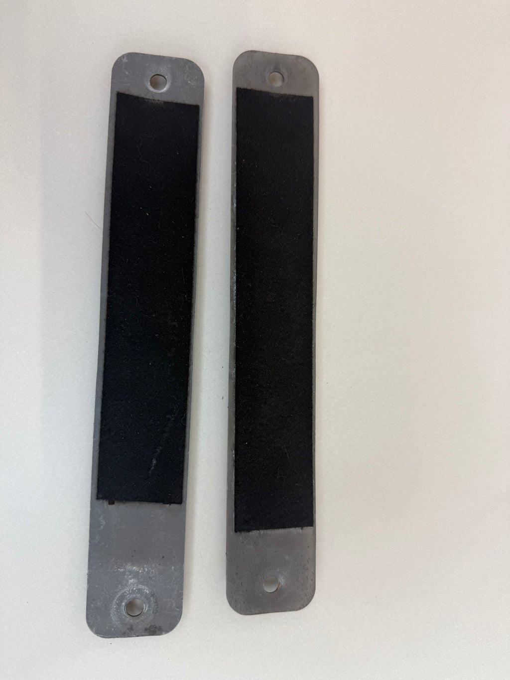 McLaren 570S 540C 570GT 600LT Underbody Mounting Strap Brackets Pair OEM 11C0237CP