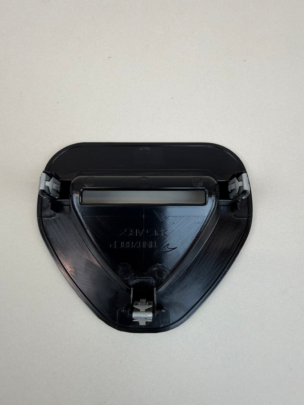 McLaren 570S 540C 570GT 600LT Seat Belt Buckle Surround Trim Bezel OEM 11N0288CP