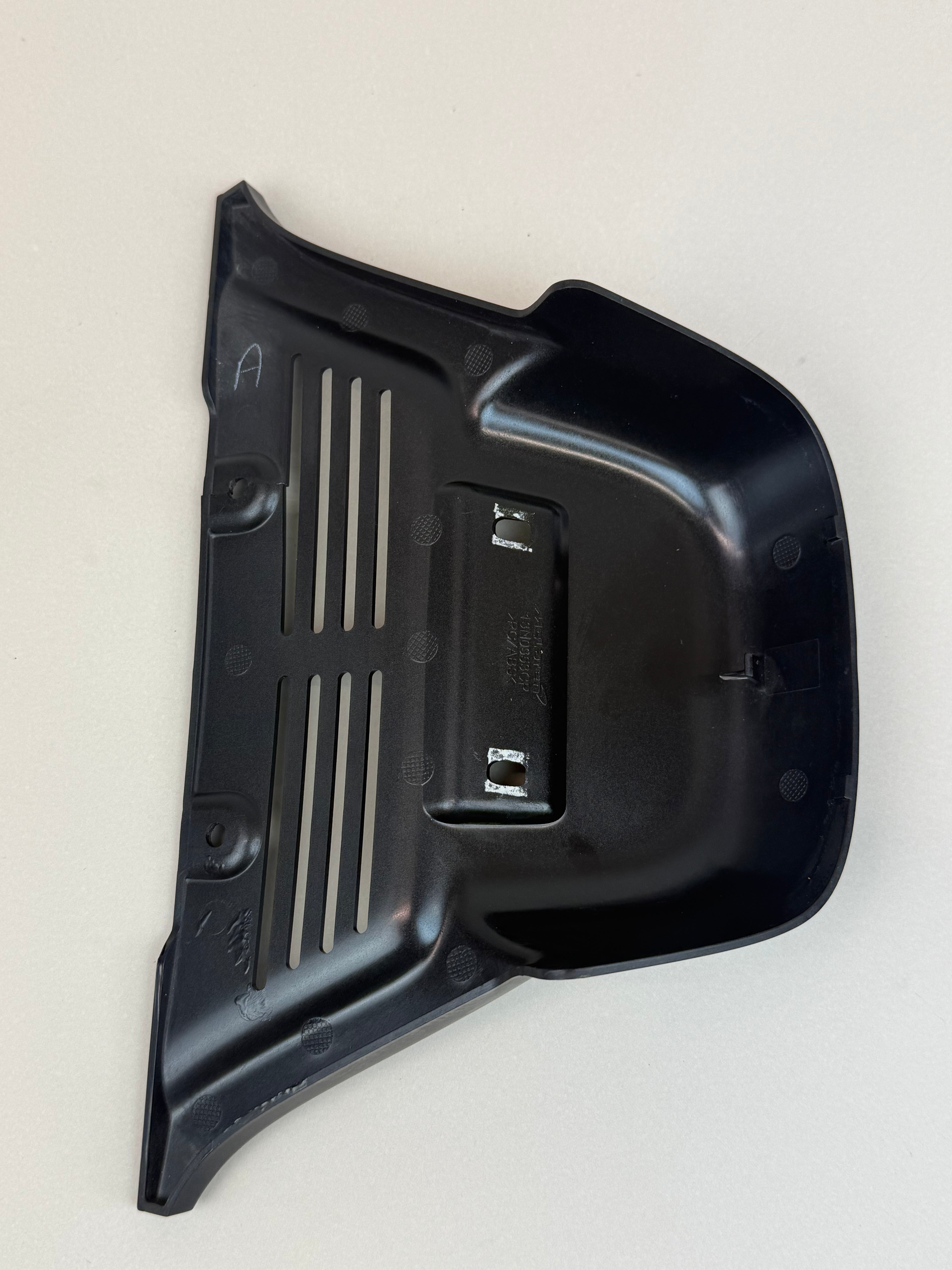 McLaren 570S 540C 570GT 600LT Front Lower Dash Bezel Trim Panel 13N0353CP OEM