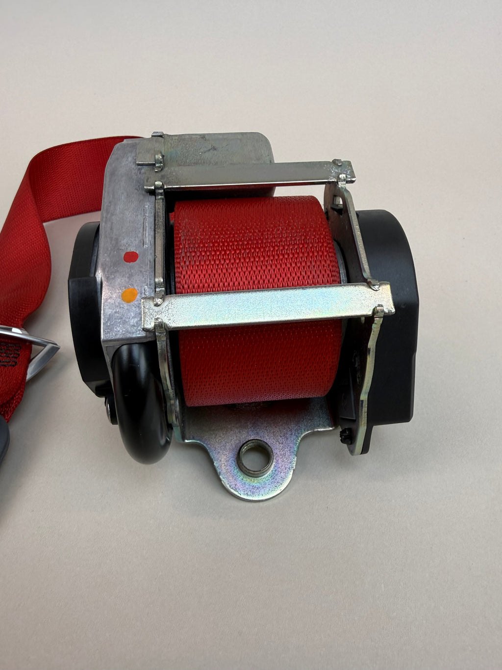 McLaren 570S 540C 570GT 600LT RH Right Red Seat Belt Retractor Assembly 11N4130CP OEM 2016-2021