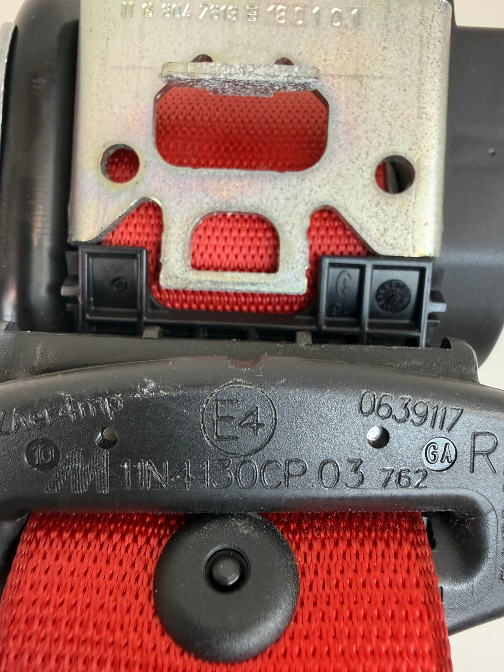McLaren 570S 540C 570GT 600LT RH Right Red Seat Belt Retractor Assembly 11N4130CP OEM 2016-2021