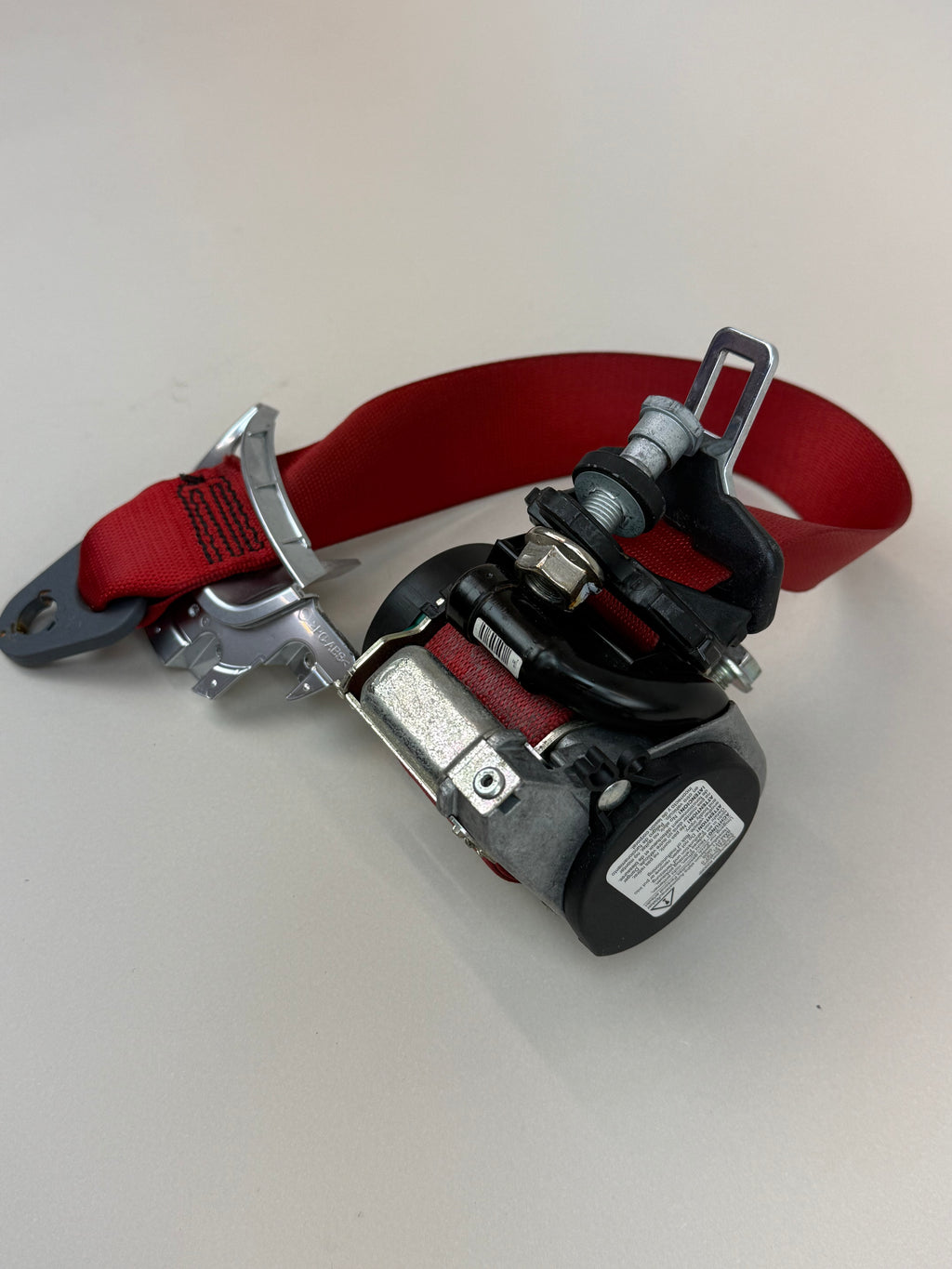 McLaren 570S 540C 570GT 600LT LH Left Red Seat Belt Retractor Assembly 11N4129CP OEM 2016-2021