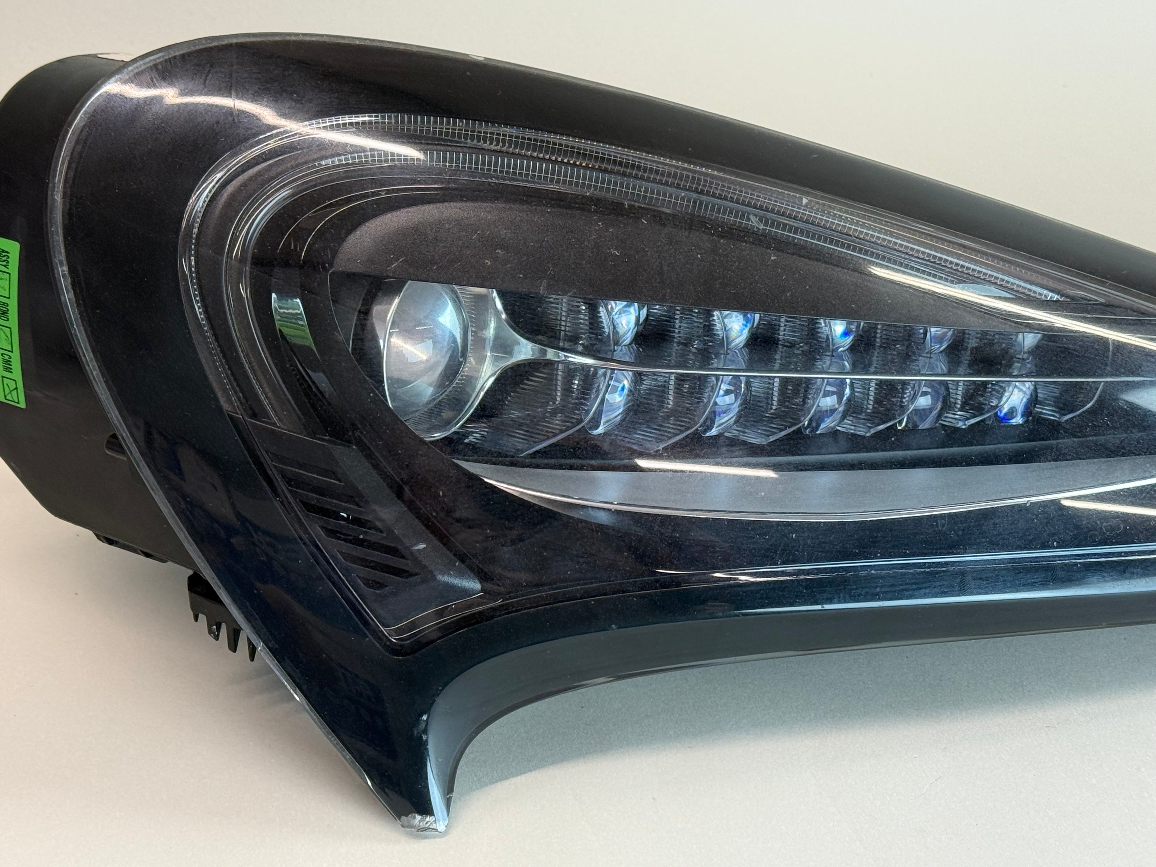 McLaren 570S 540C 570GT RH LED Headlight Assembly 13A3919CP OEM 2016-2021 DAMAGED