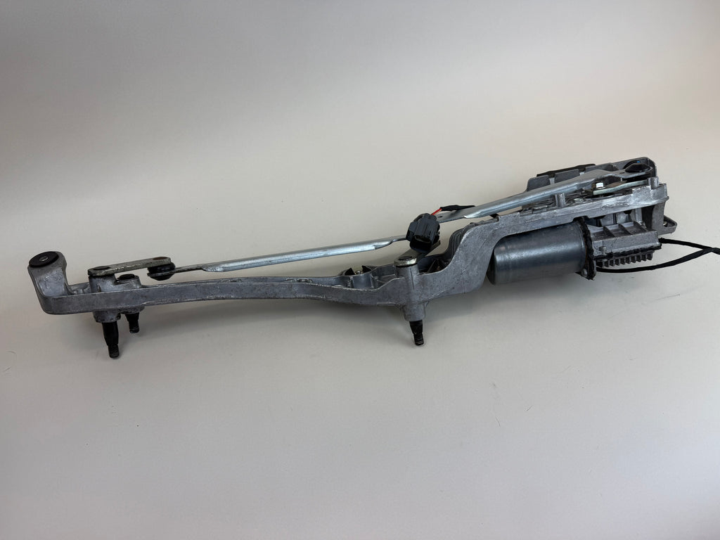 McLaren 570S 540C 570GT 600LT Windshield Wiper Motor & Linkage Assembly 13AA016CP OEM 2016-2021