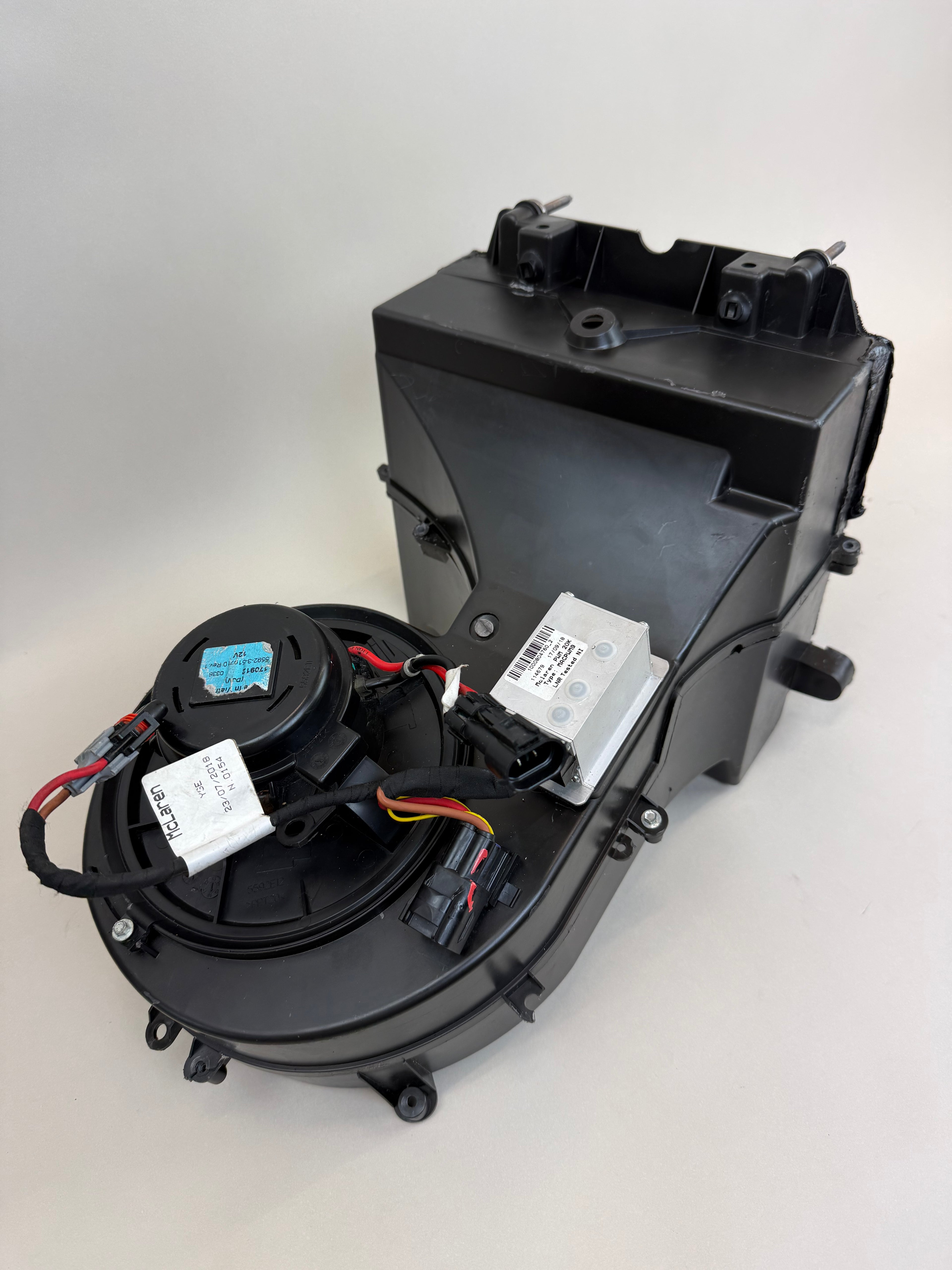 McLaren 570S 540C 570GT 600LT HVAC EVAP Lower Blower Assembly OEM 2016-2021