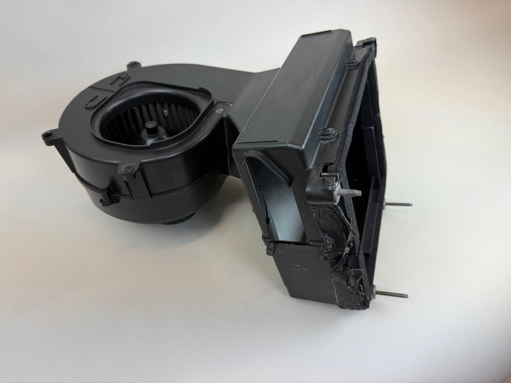McLaren 570S 540C 570GT 600LT HVAC EVAP Lower Blower Assembly OEM 2016-2021