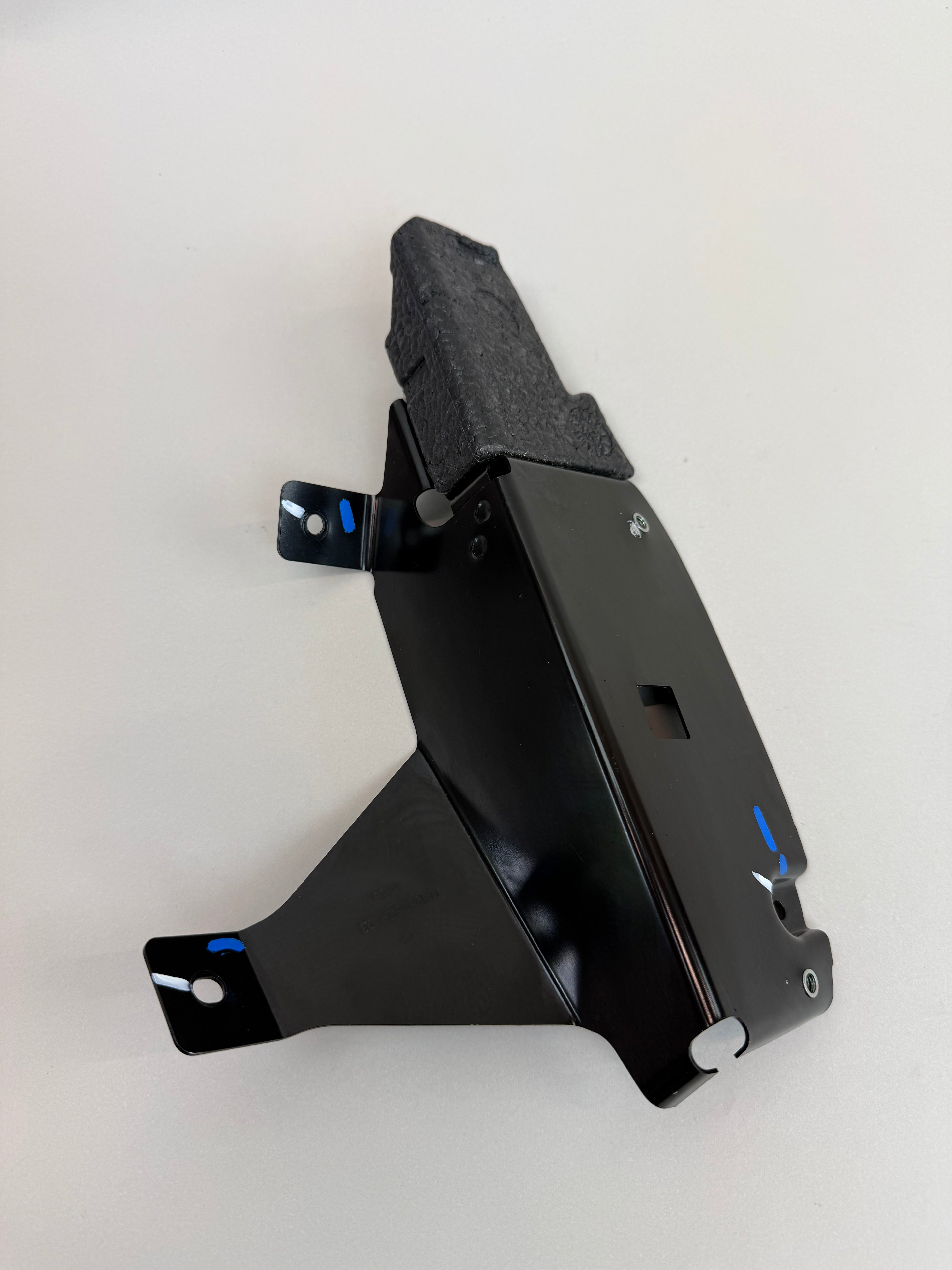 McLaren 570S 540C 570GT 600LT Dead Pedal Kick Panel Bracket 11N0975CP OEM 2016-2021