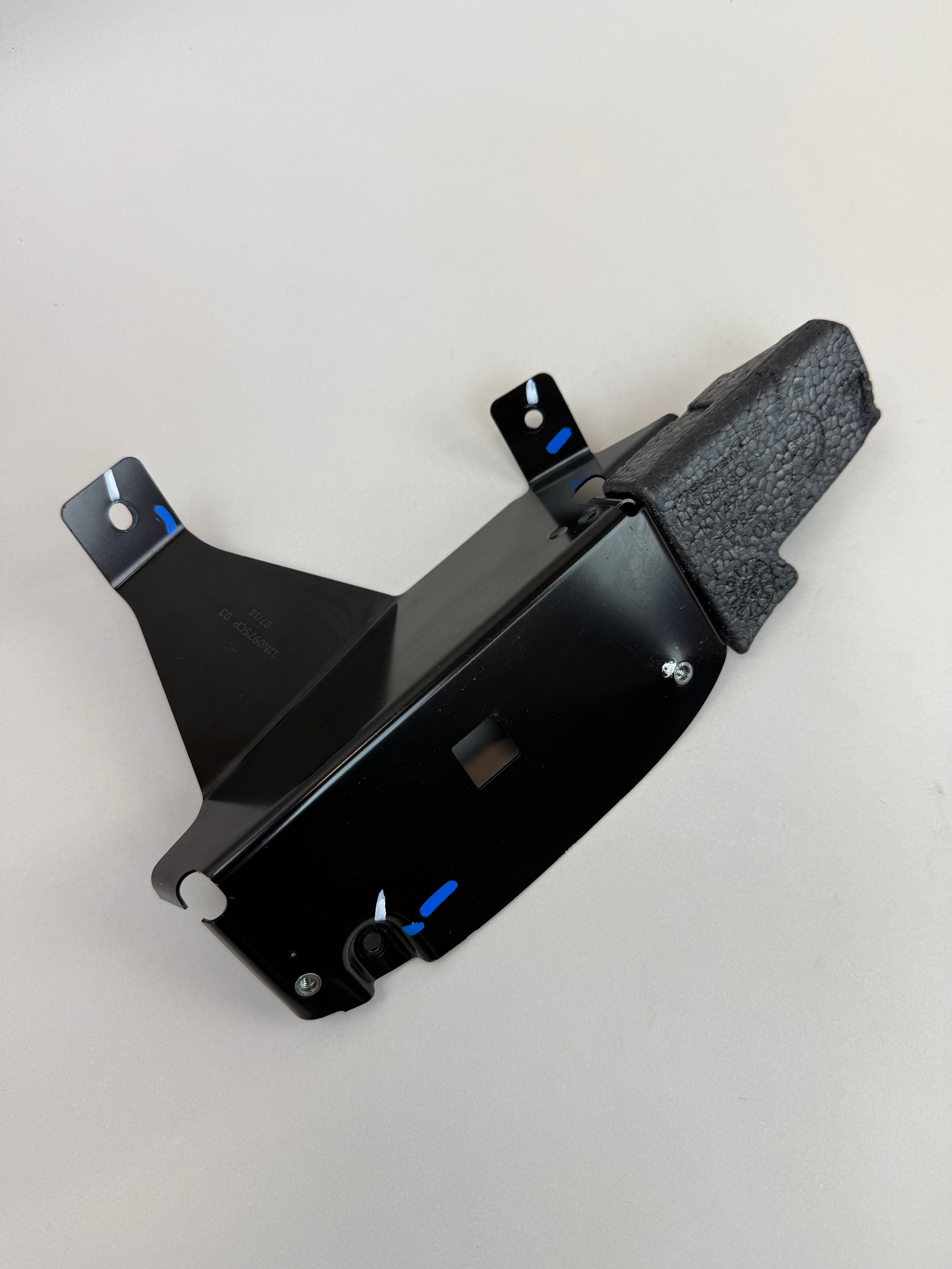 McLaren 570S 540C 570GT 600LT Dead Pedal Kick Panel Bracket 11N0975CP OEM 2016-2021