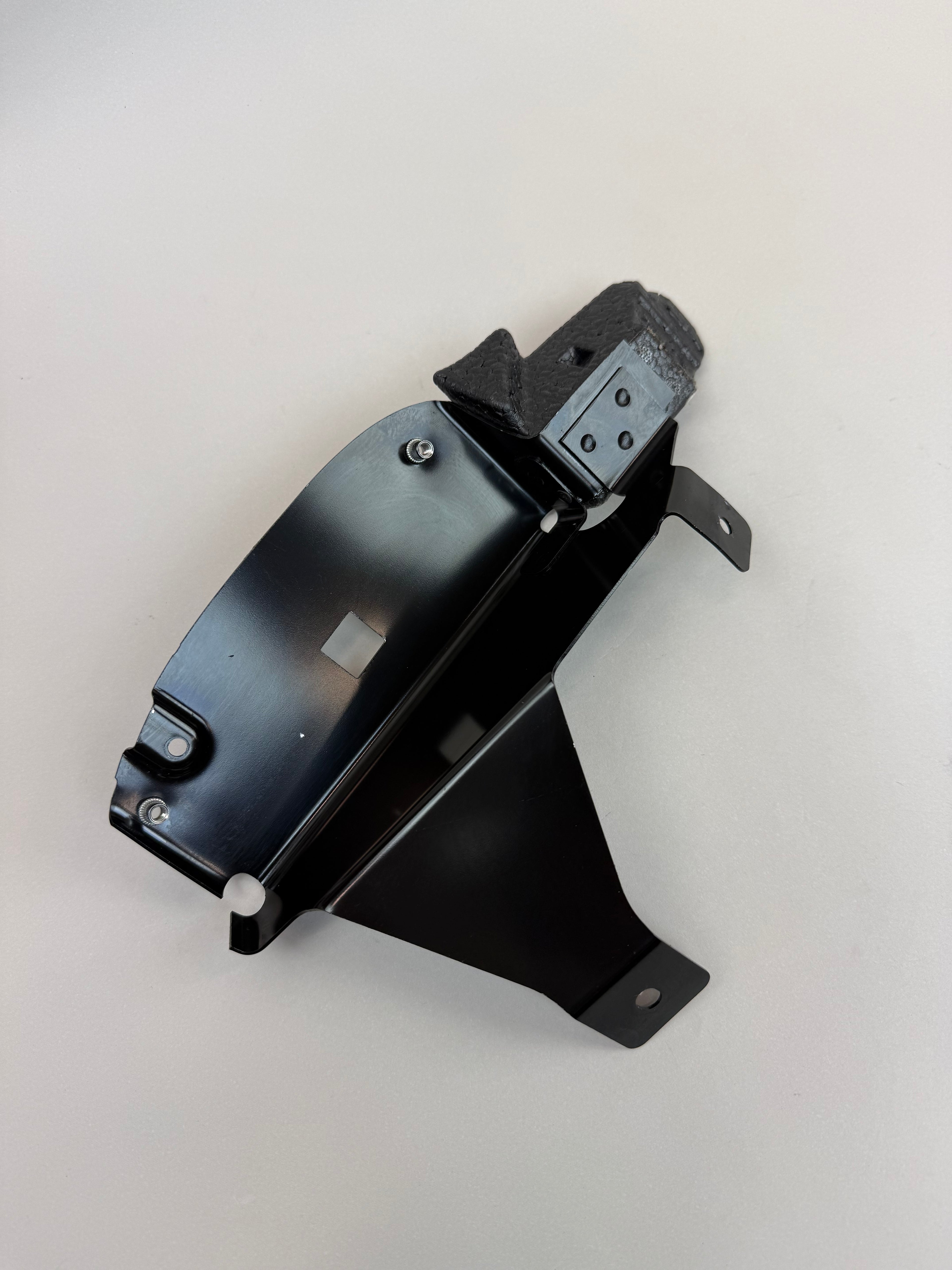McLaren 570S 540C 570GT 600LT Dead Pedal Kick Panel Bracket 11N0975CP OEM 2016-2021