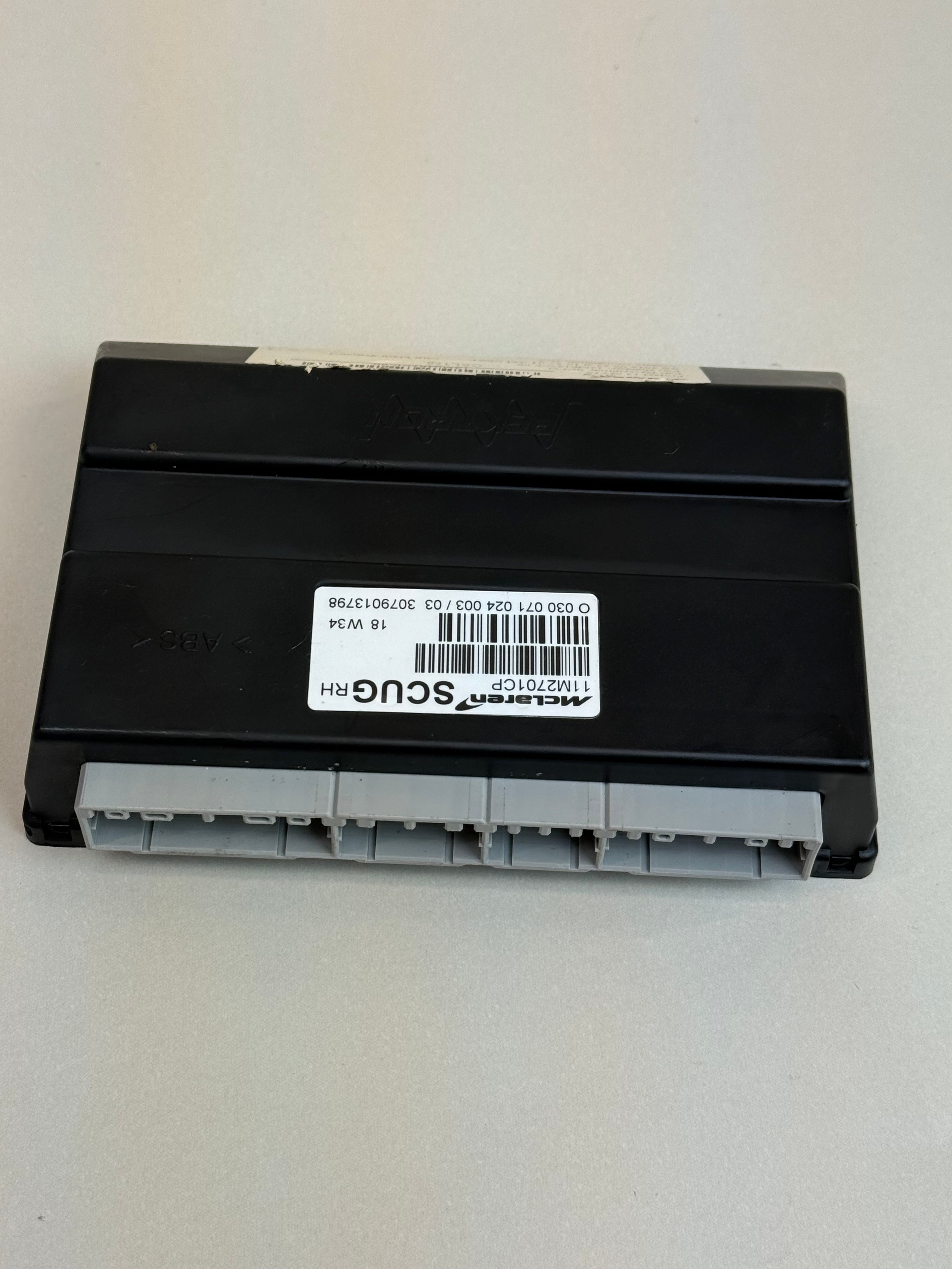 McLaren 570S 540C 570GT 600LT RH SCUG Control Module 11M2701CP OEM 2016-2021