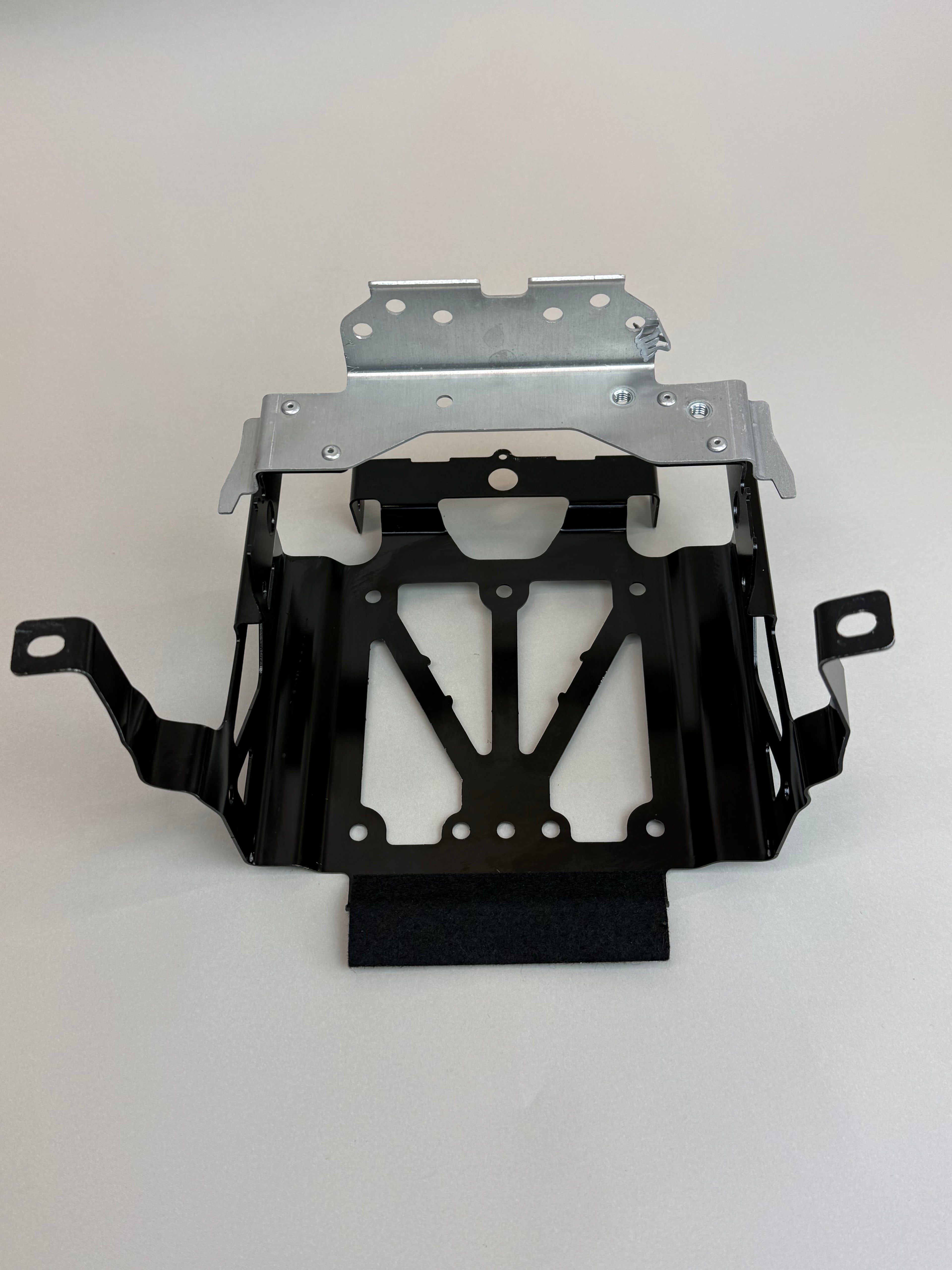 McLaren 570S 540C 570GT 600LT Mounting Bracket 113M3005CP OEM 2016-2021