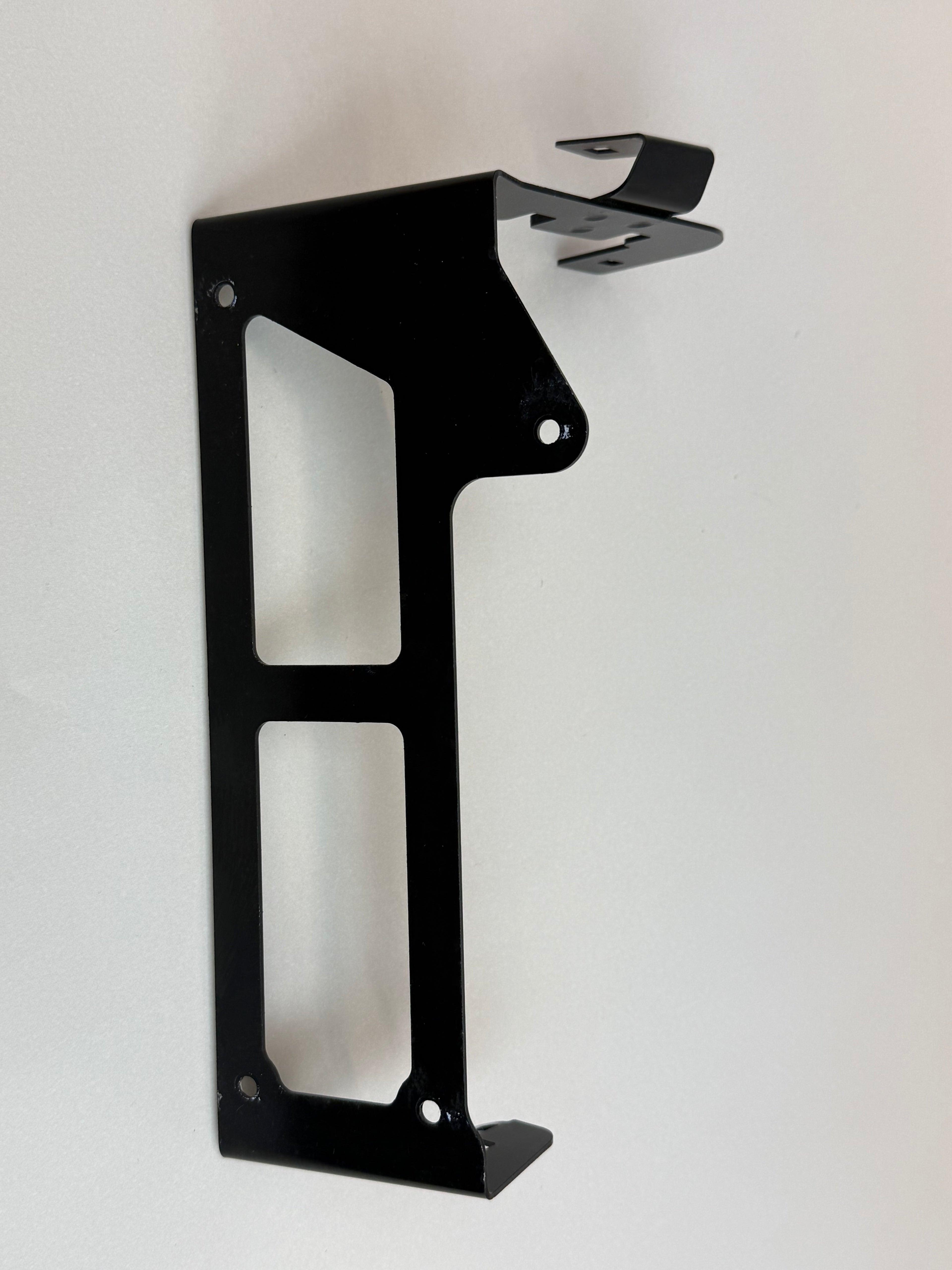 McLaren 570S 540C 570GT 600LT Rear Fuse Box Mount Bracket 11M0502CP OEM 2016-2021