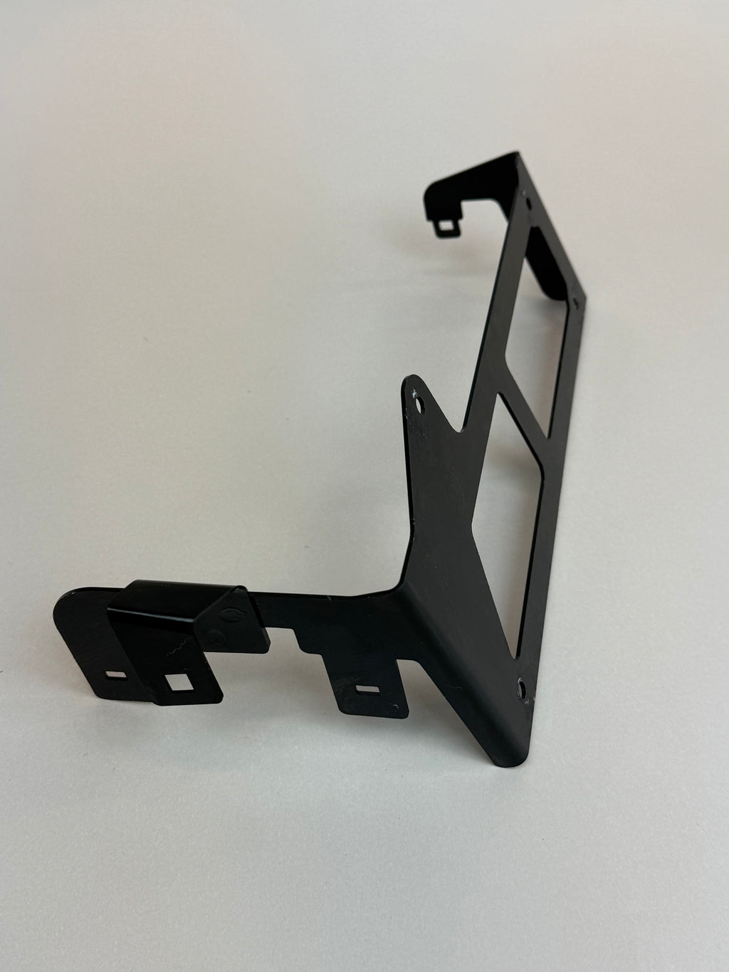 McLaren 570S 540C 570GT 600LT Rear Fuse Box Mount Bracket 11M0502CP OEM 2016-2021