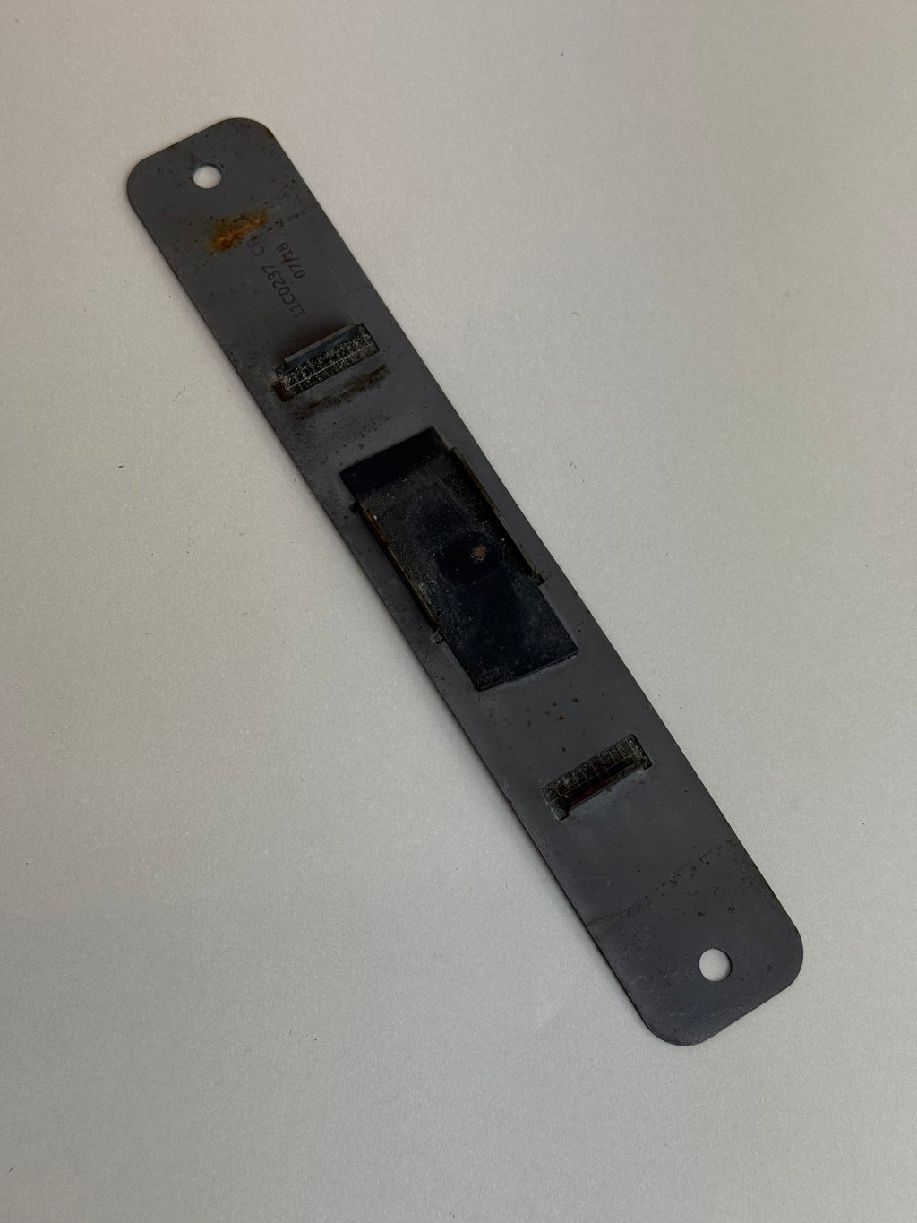 McLaren 570S 540C 570GT 600LT Underbody Line Mount Bracket 11C0237CP OEM 2016-2021
