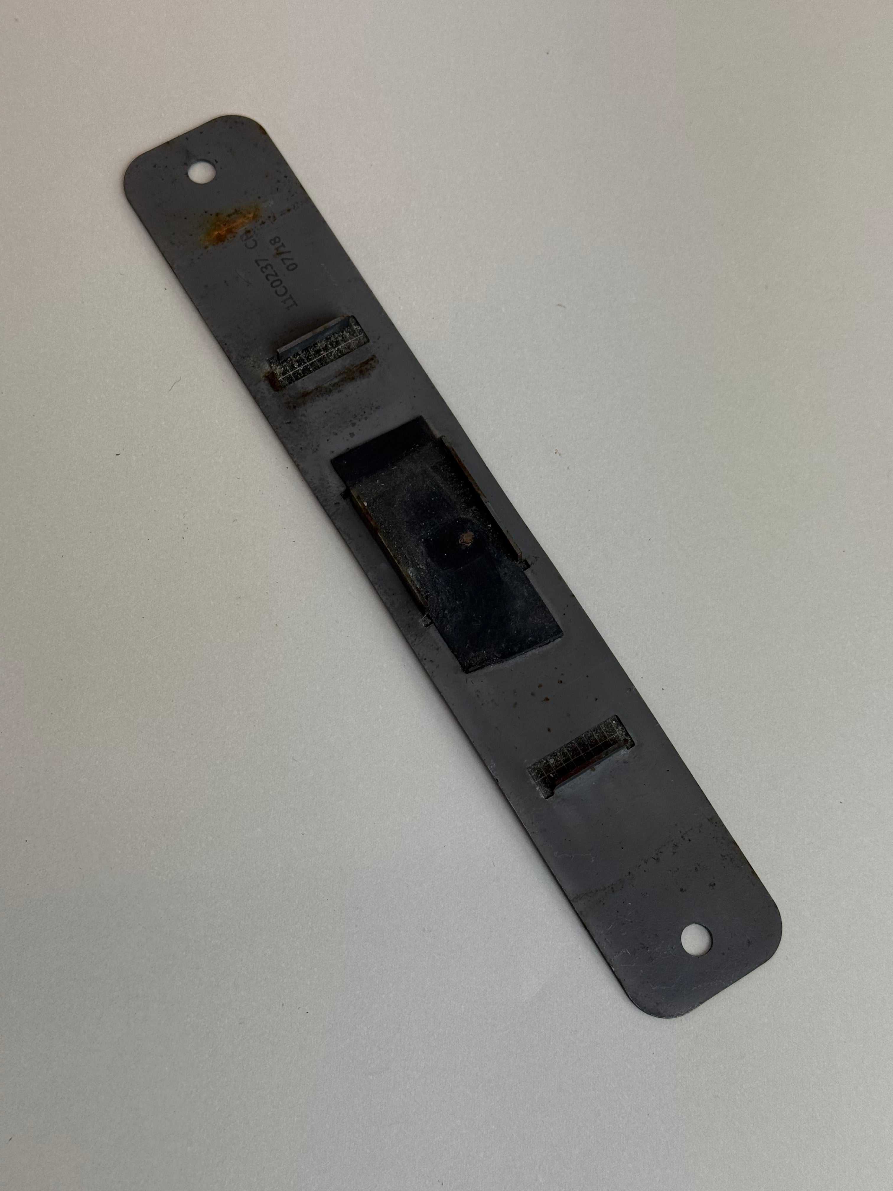 McLaren 570S 540C 570GT 600LT Underbody Line Mount Bracket 11C0237CP OEM 2016-2021
