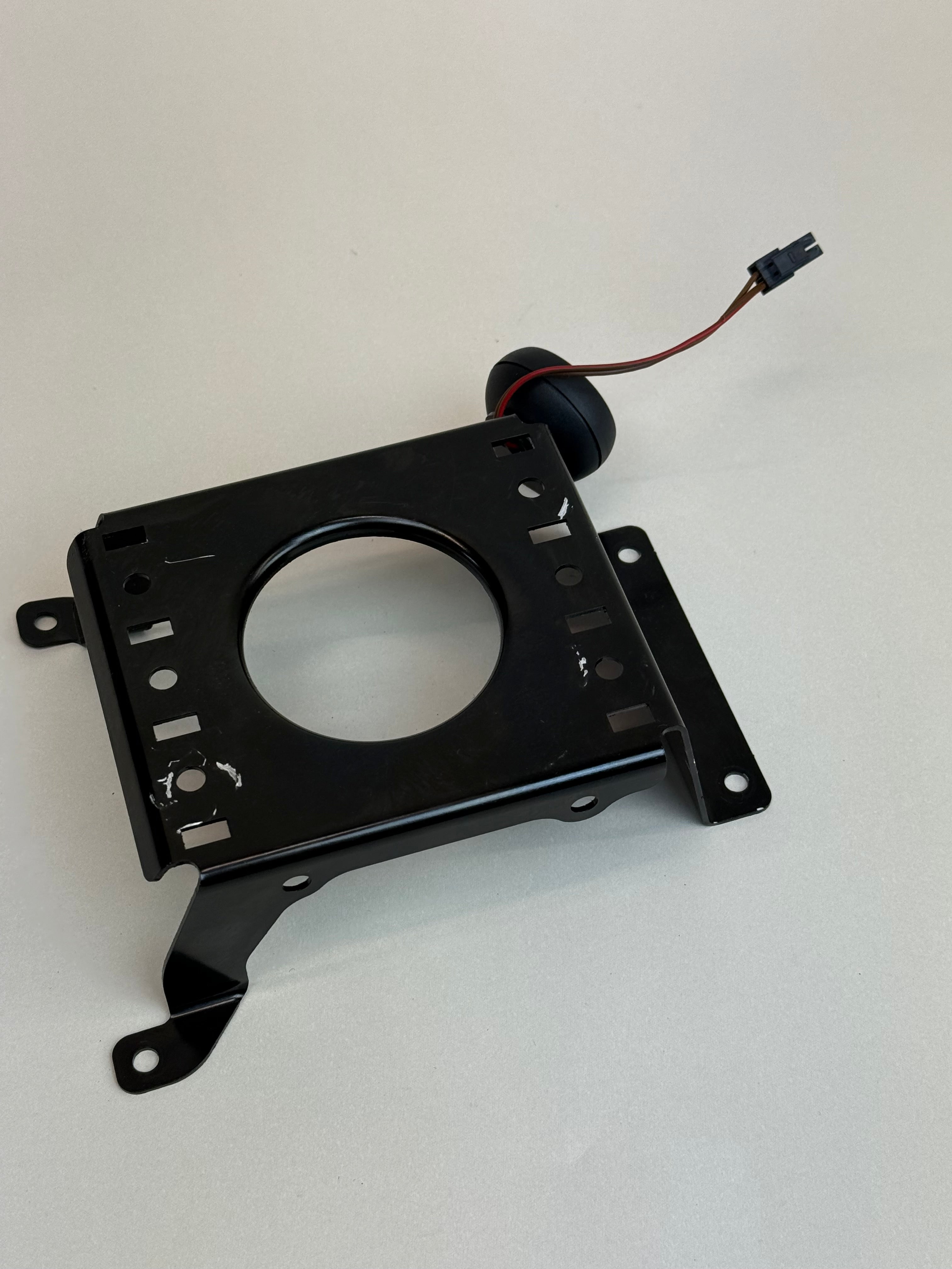 McLaren 570S 540C 570GT 600LT Radio Amplifier Mount Bracket 11M0503CP OEM 2016-2021