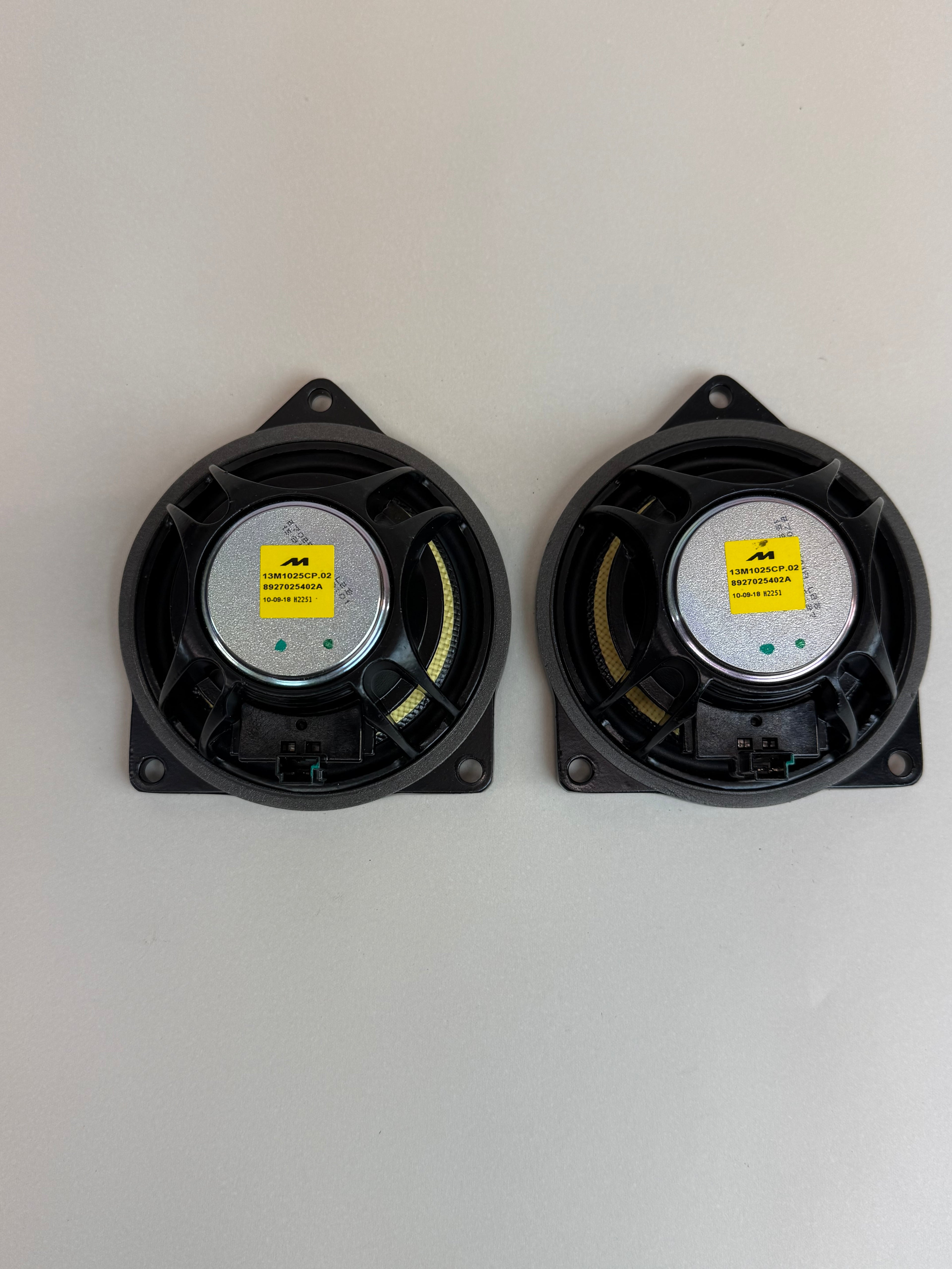 McLaren 570S 540C 570GT 600LT 720S Door Speaker Pair 13M1025CP OEM