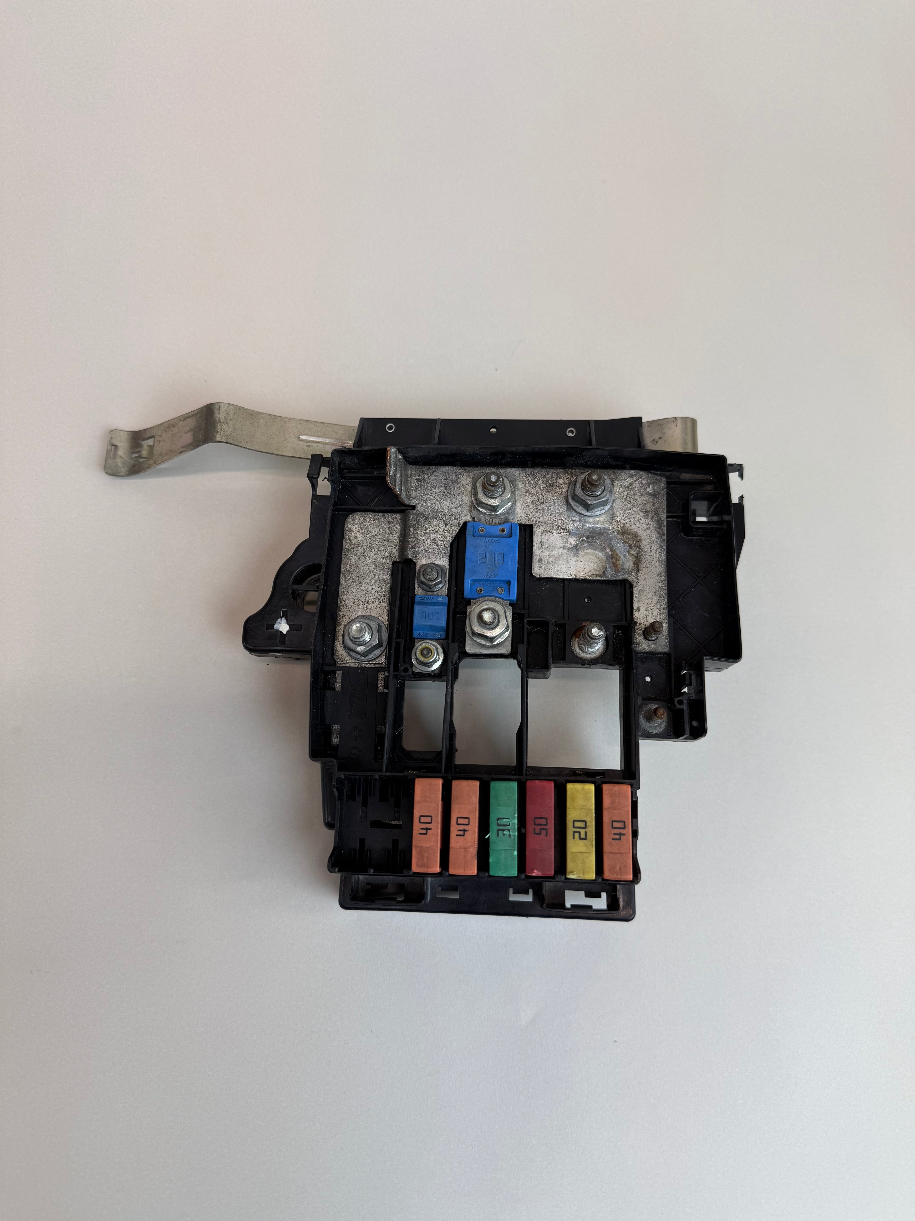 McLaren 570S 540C 570GT 600LT Fuse Box Power Distribution Block 13M0771CP OEM 2016-2021
