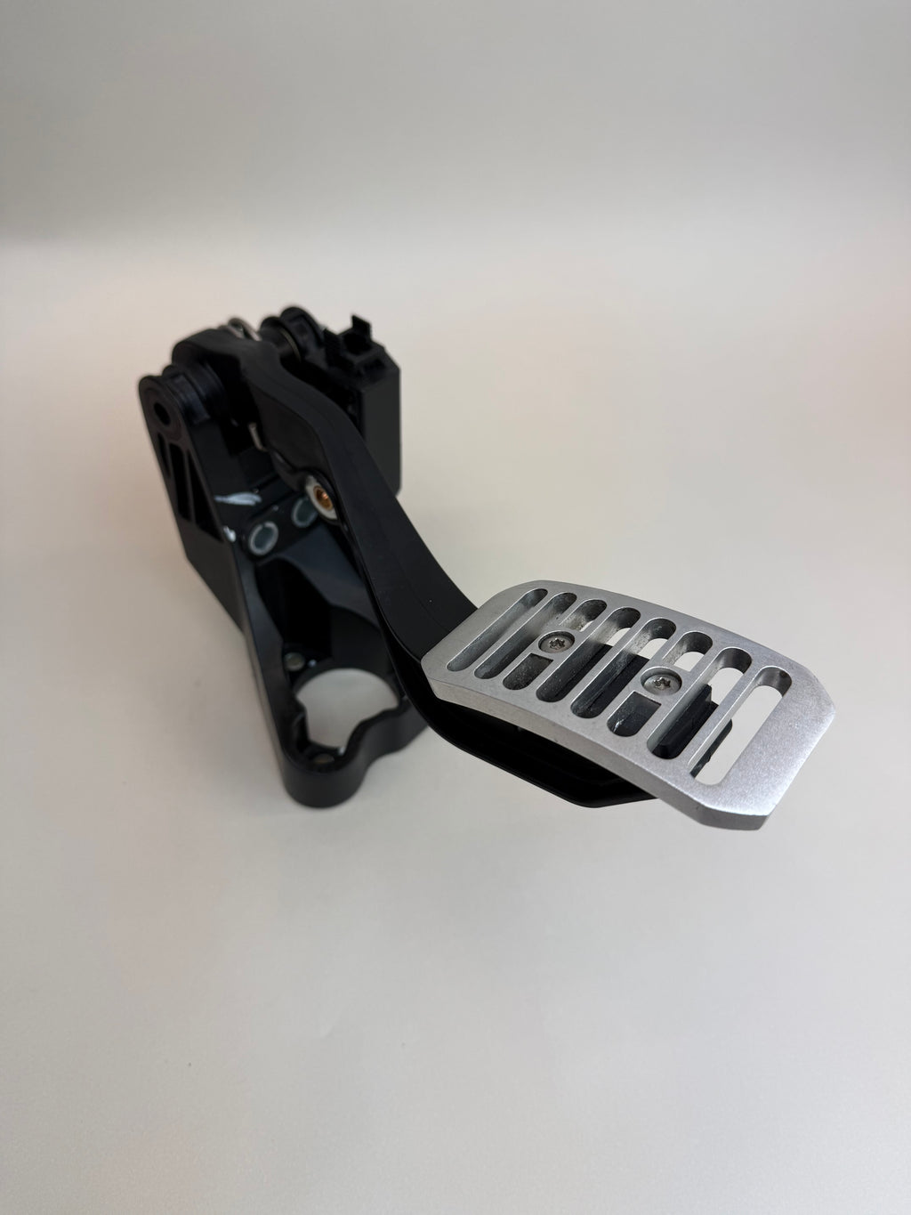 McLaren 570S 540C 570GT 600LT Brake Pedal Assembly 11CA001CP OEM 2016-2021