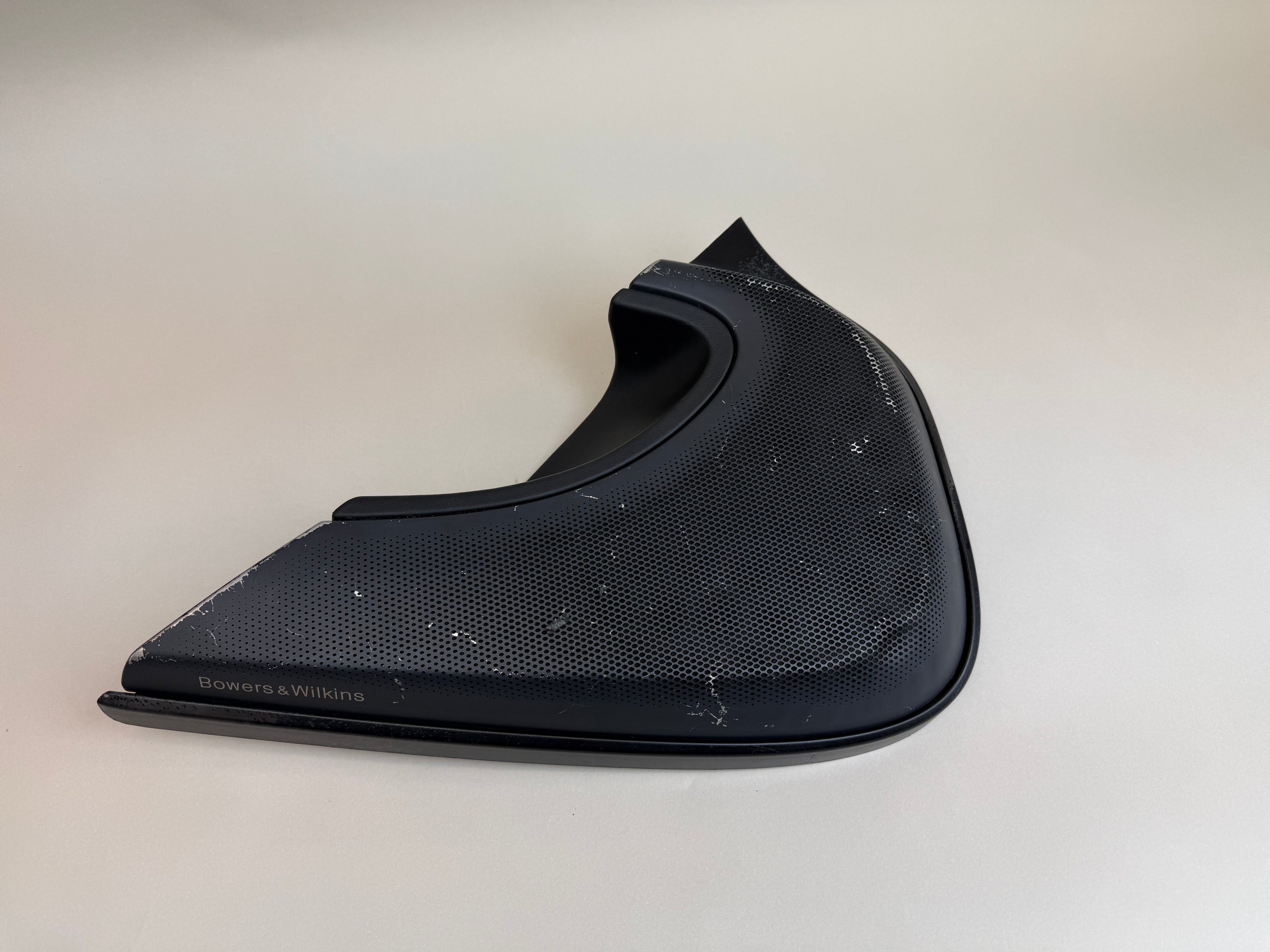 McLaren 570S 540C 570GT 600LT Left LH Dash Speaker Cover Trim Panel 13N0529CP OEM 2016-2021
