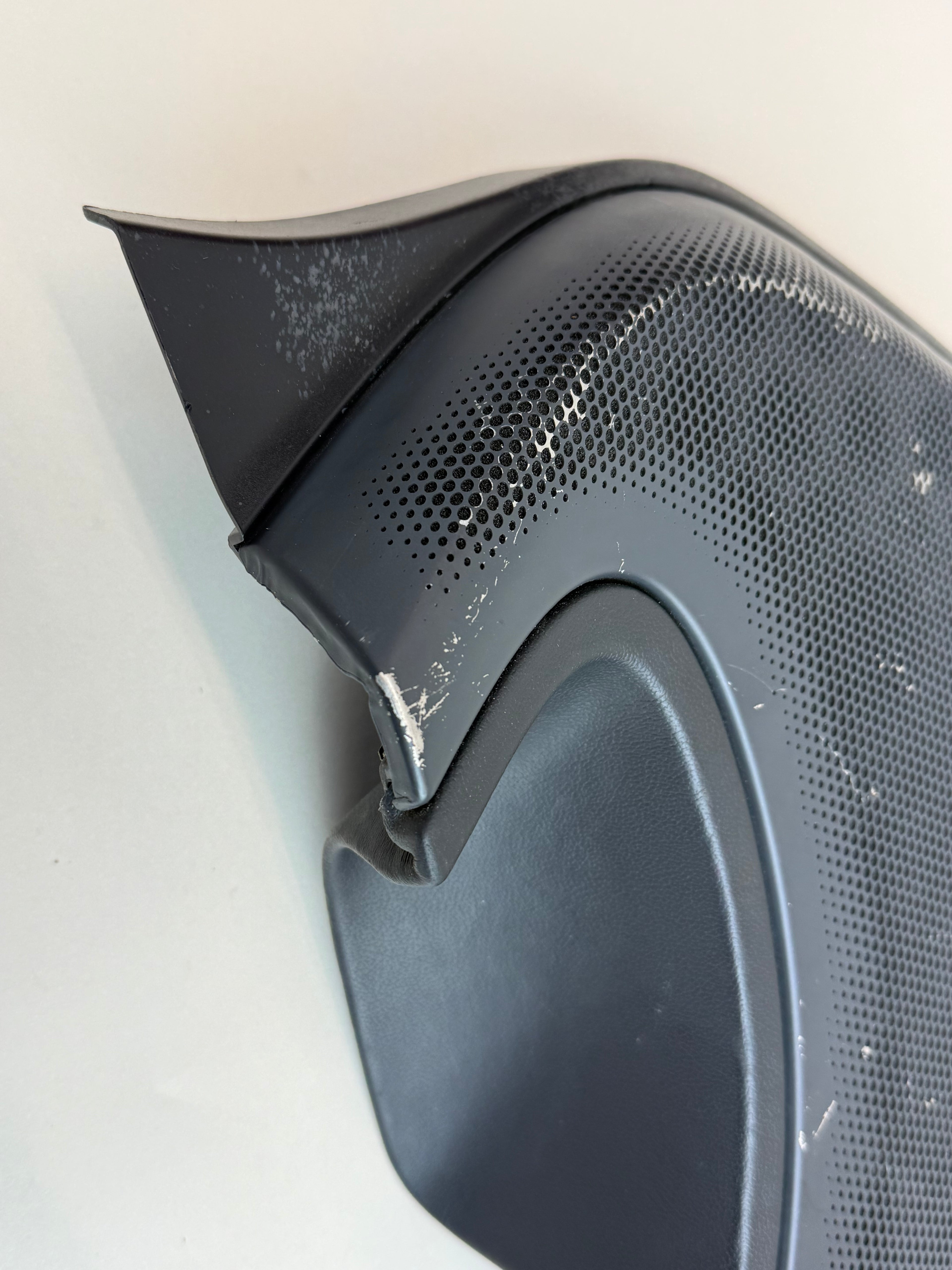 McLaren 570S 540C 570GT 600LT Left LH Dash Speaker Cover Trim Panel 13N0529CP OEM 2016-2021