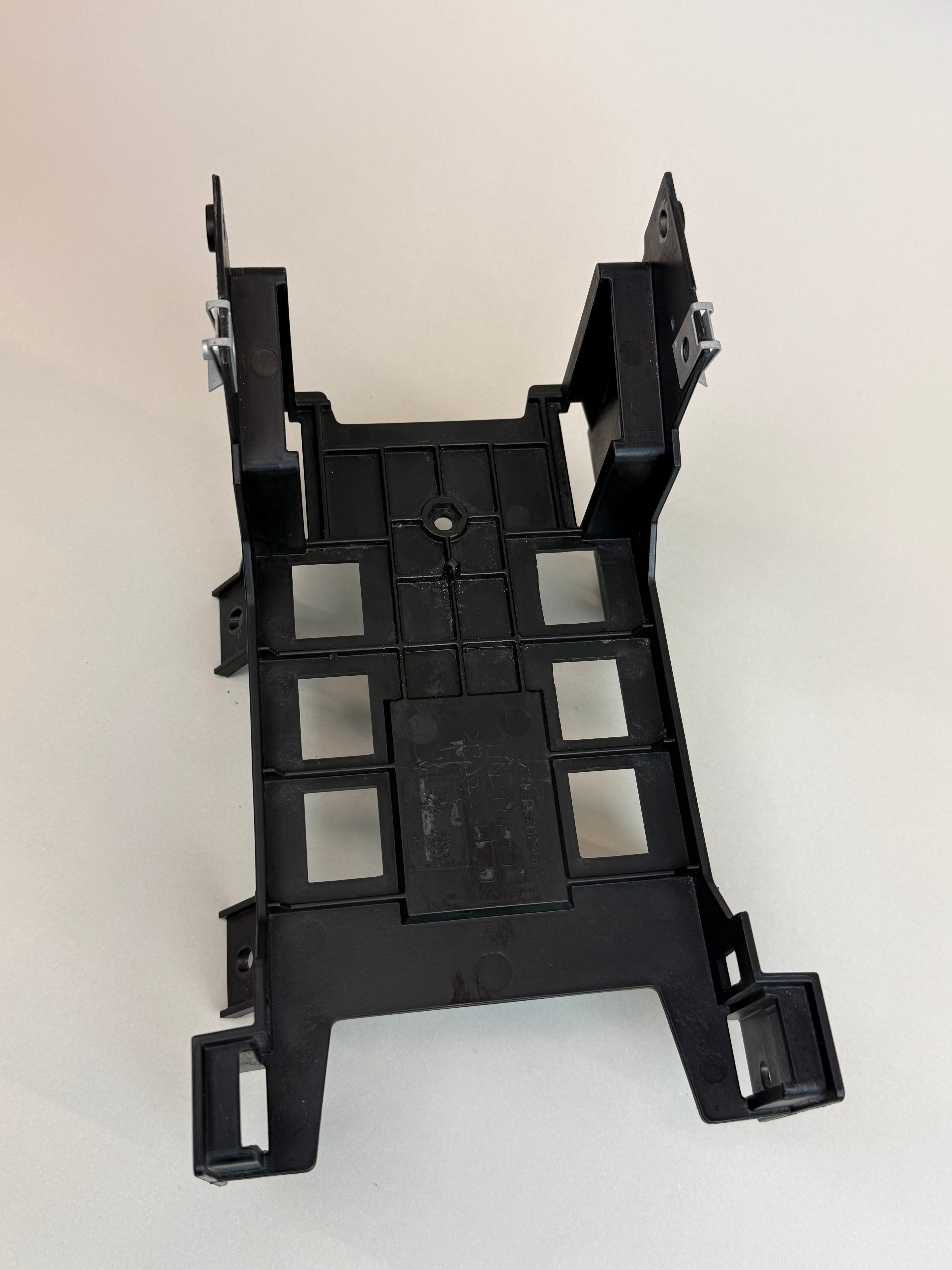 McLaren 570S 540C 570GT Center Floor Console Support Bracket 11N1114CP OEM 2016-2021