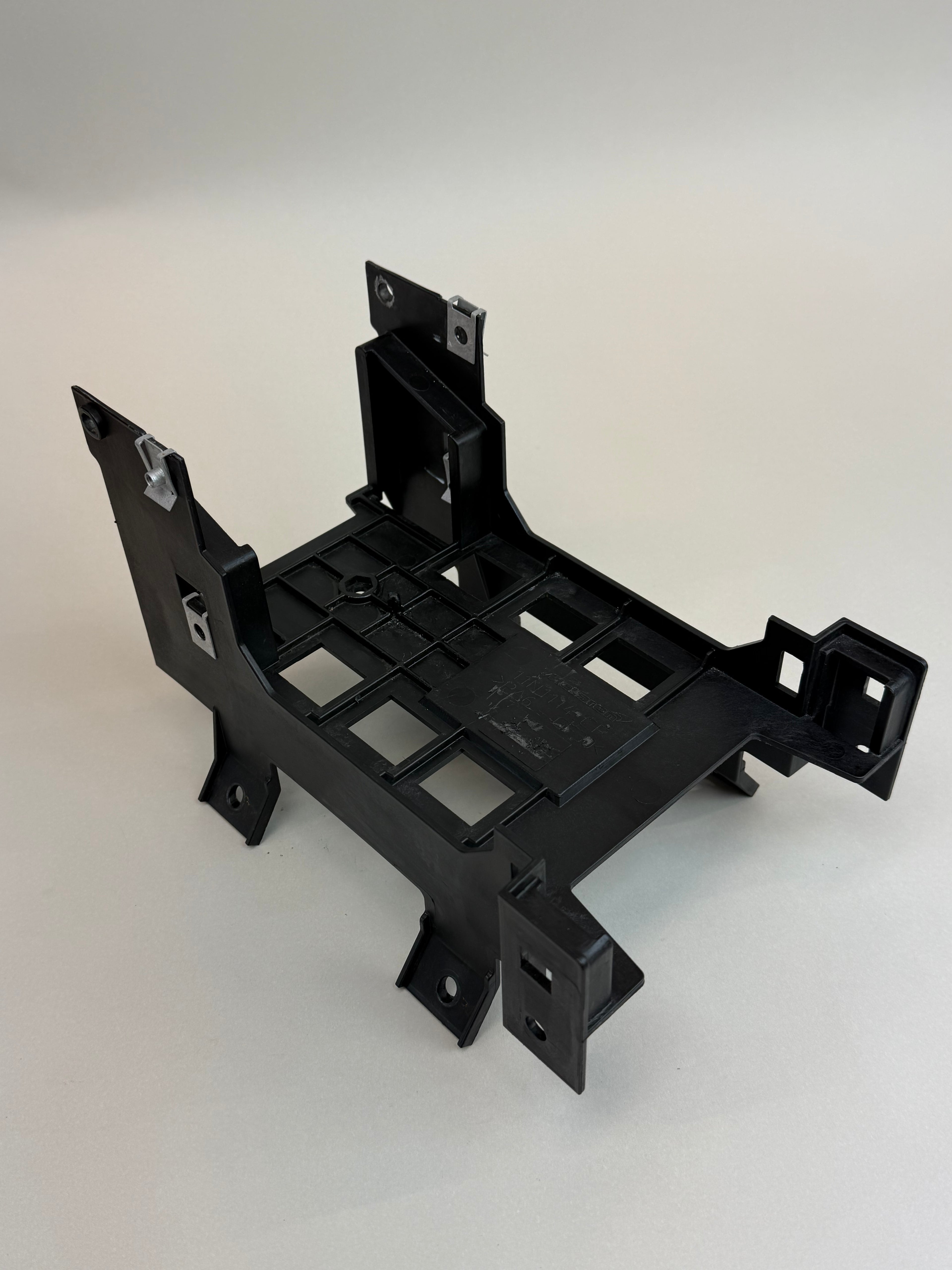 McLaren 570S 540C 570GT Center Floor Console Support Bracket 11N1114CP OEM 2016-2021