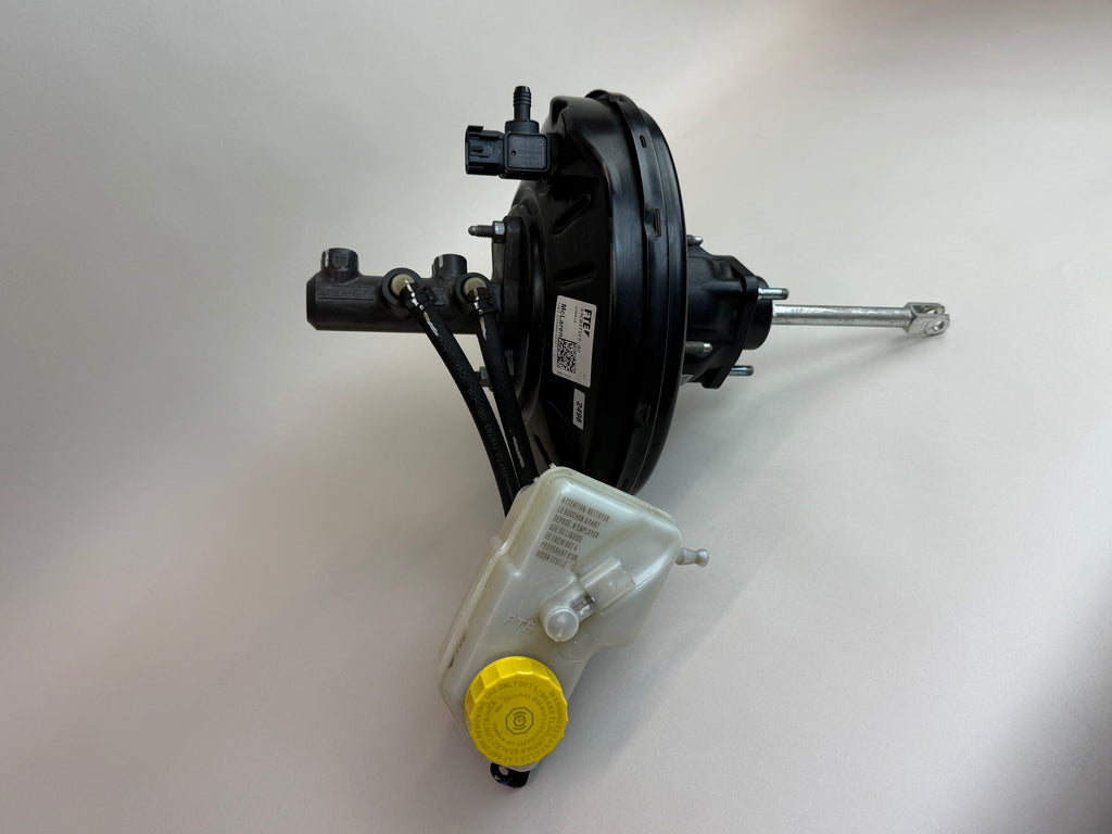 McLaren 570S 540C 570GT Brake Booster Master Cylinder Assembly 13C0271CP OEM 2016-2021